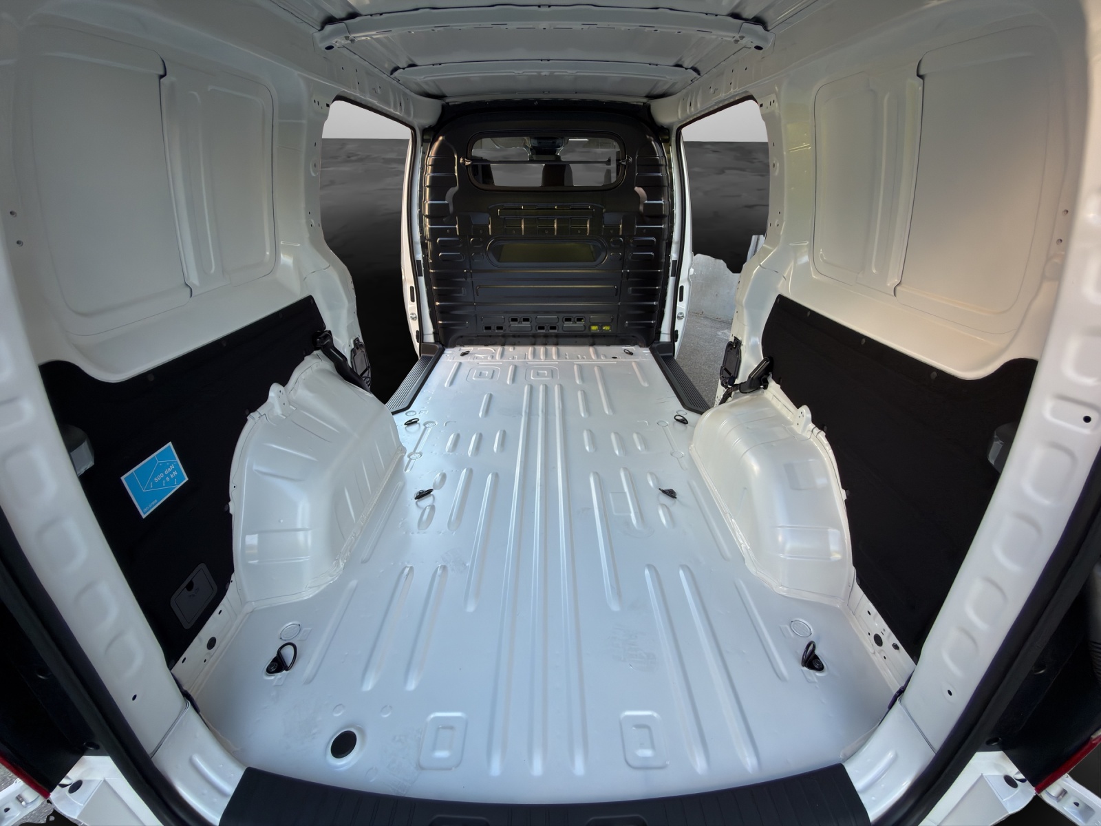 HYUNDAI Staria Cargo 3P 84 kWh Amplia Design-image-13