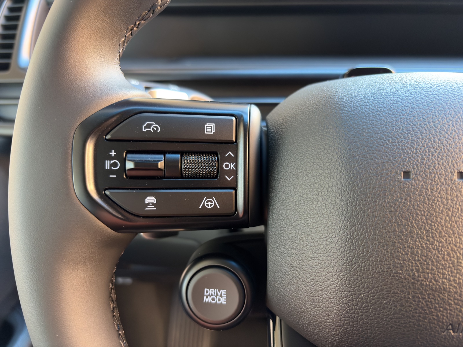 HYUNDAI Staria Cargo 3P 84 kWh Amplia Design-image-9