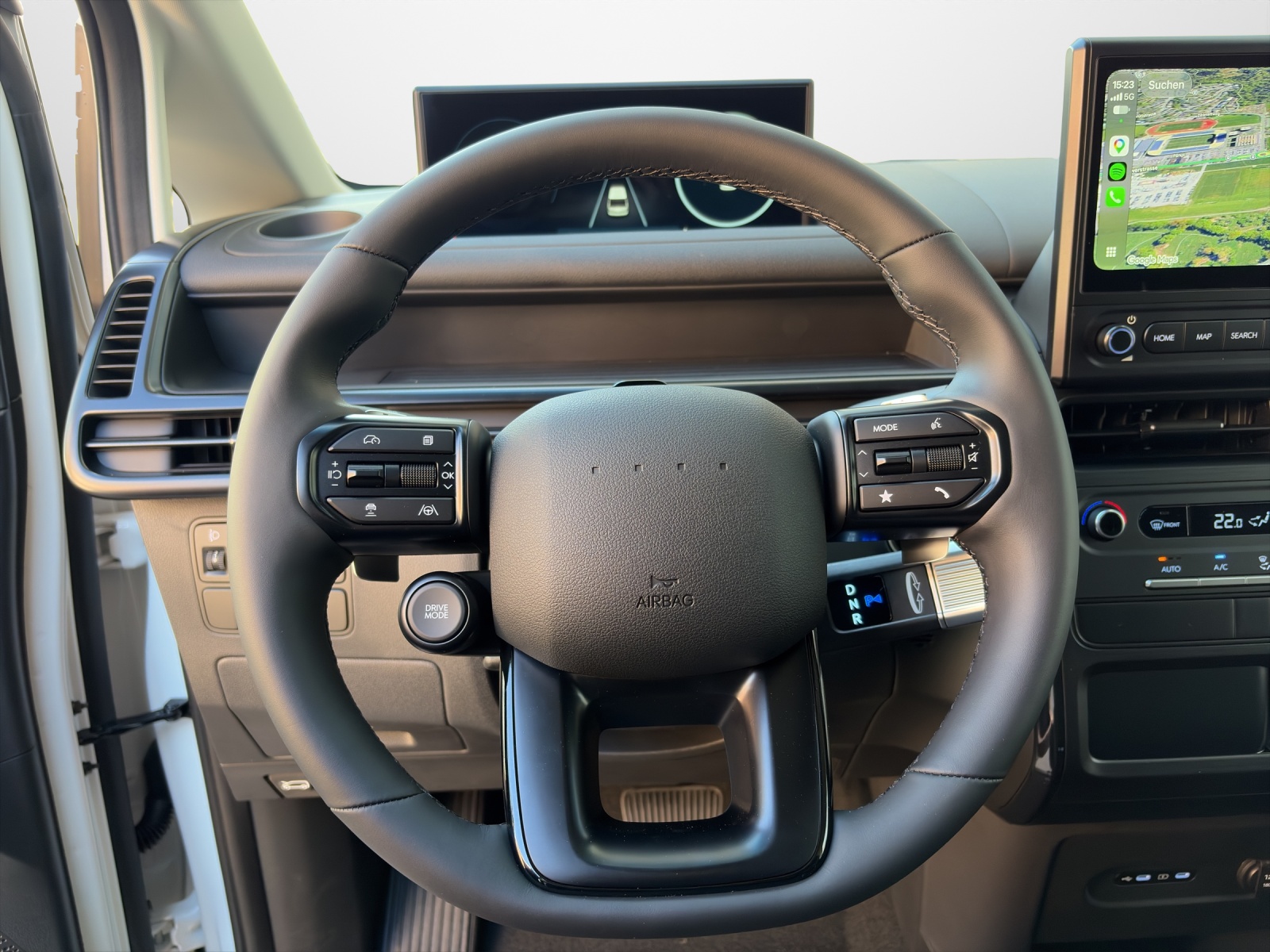 HYUNDAI Staria Cargo 3P 84 kWh Amplia Design-image-8