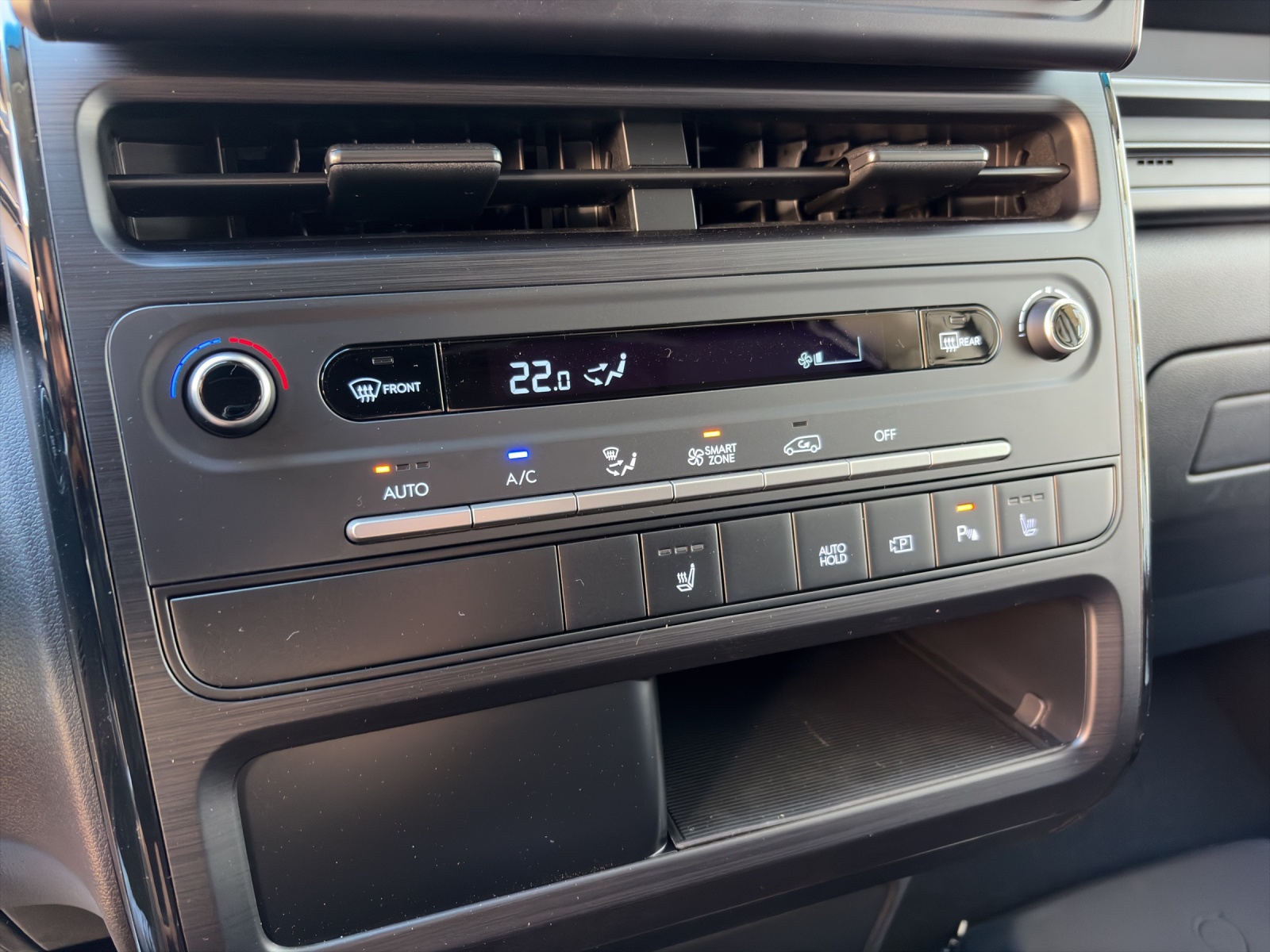 HYUNDAI Staria Cargo 3P 84 kWh Amplia Design-image-7