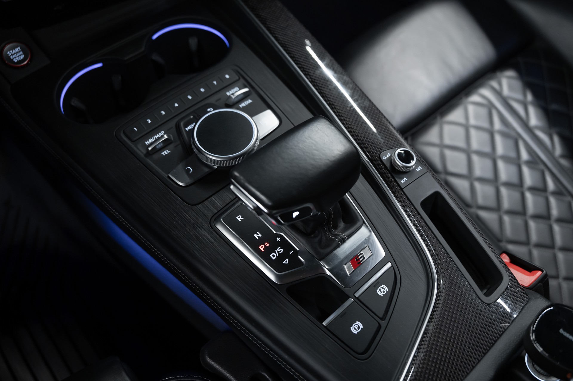 AUDI S5 Sportback 3.0 TFSI quattro tiptronic / CH Auto / Super Aussattung / Maxton Parts / ABT uvm..-image-23