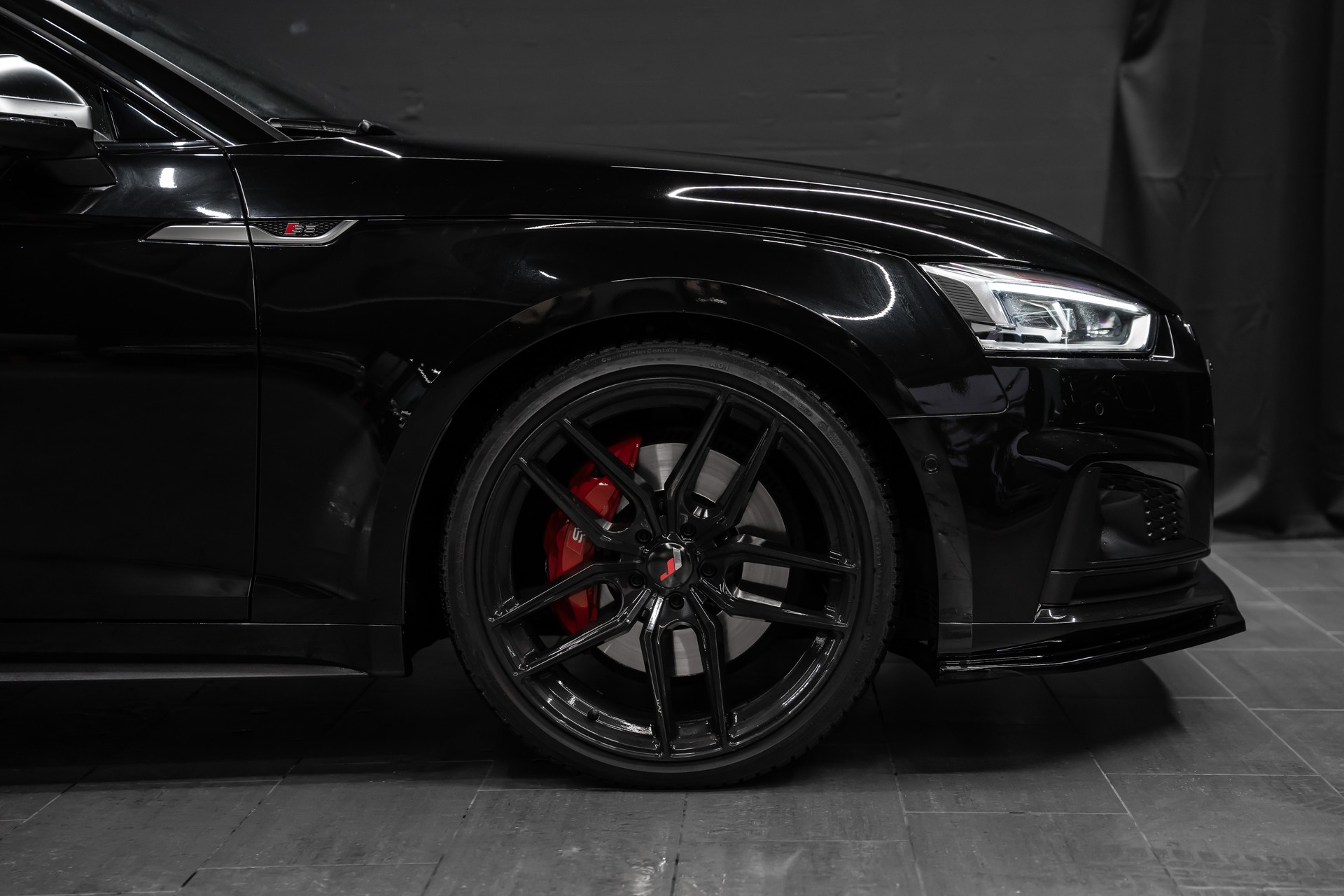 AUDI S5 Sportback 3.0 TFSI quattro tiptronic / CH Auto / Super Aussattung / Maxton Parts / ABT uvm..-showroom-element-2