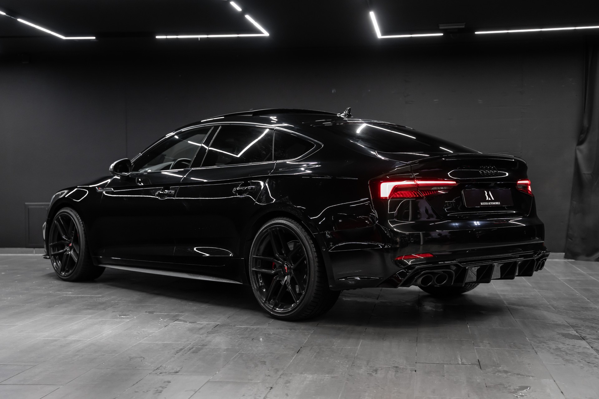 AUDI S5 Sportback 3.0 TFSI quattro tiptronic / CH Auto / Super Aussattung / Maxton Parts / ABT uvm..-image-6