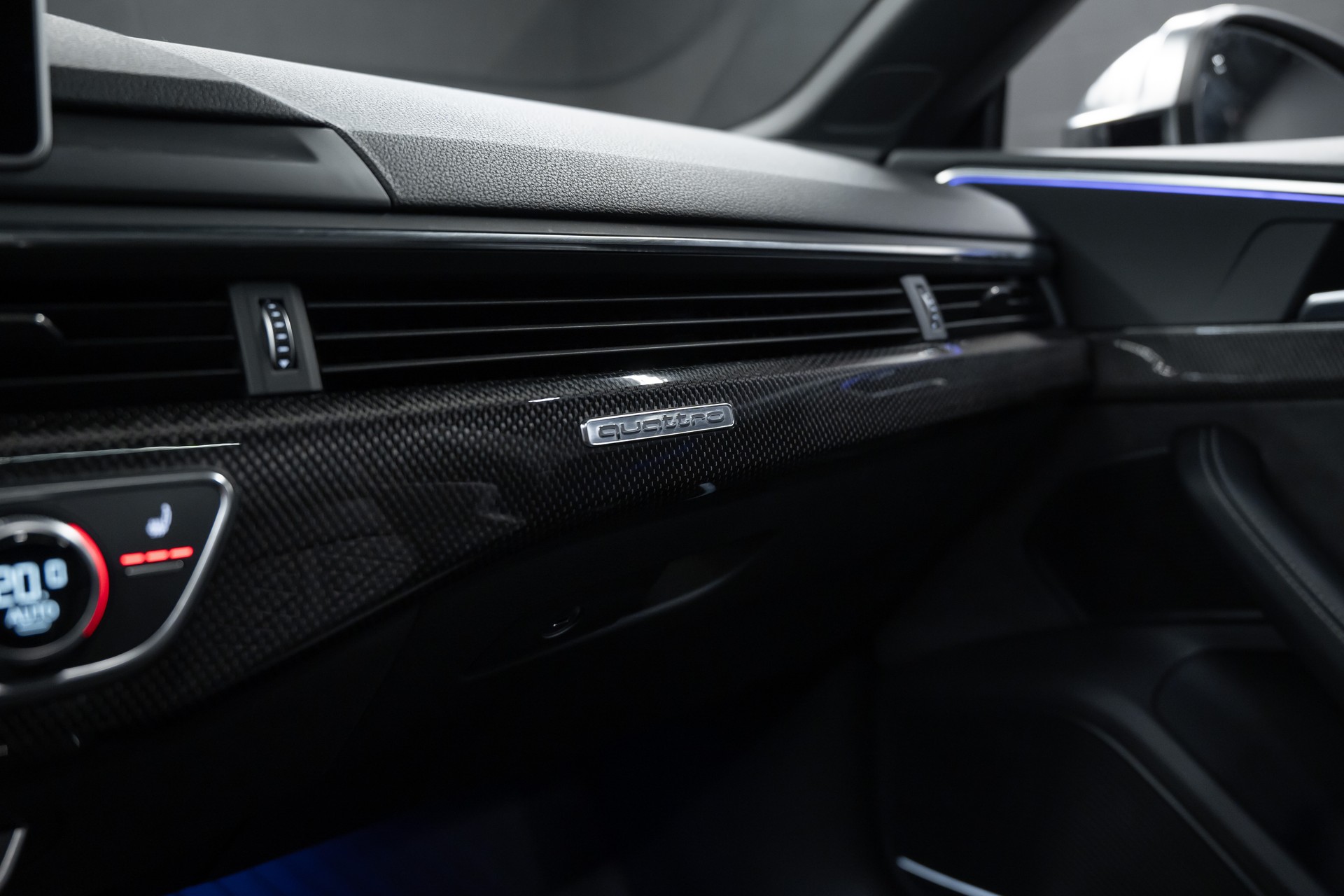 AUDI S5 Sportback 3.0 TFSI quattro tiptronic / CH Auto / Super Aussattung / Maxton Parts / ABT uvm..-image-24