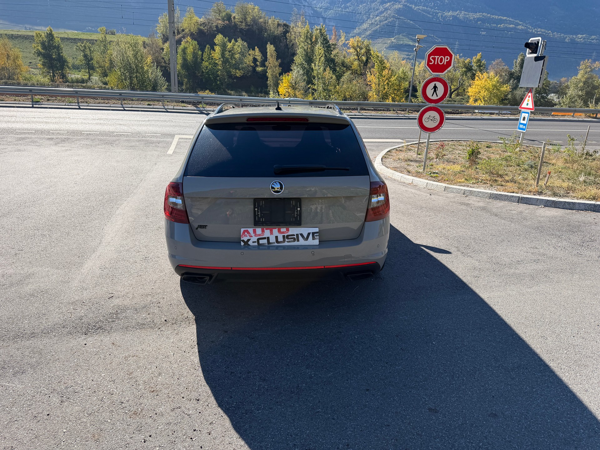 SKODA Octavia Combi 2.0 TDI RS 4x4 DSG-image-4
