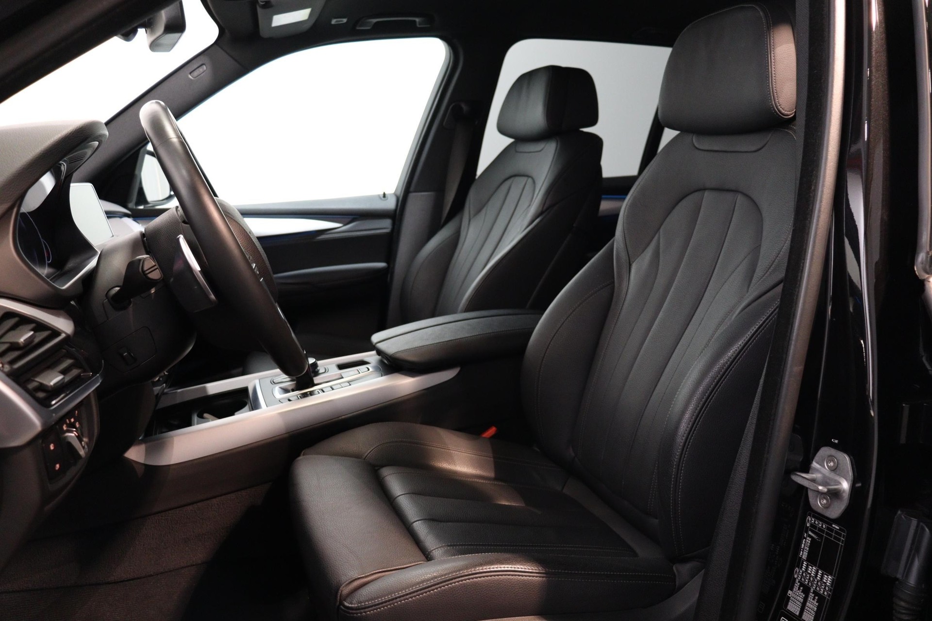 BMW X5 xDrive 35i Steptronic-image-5