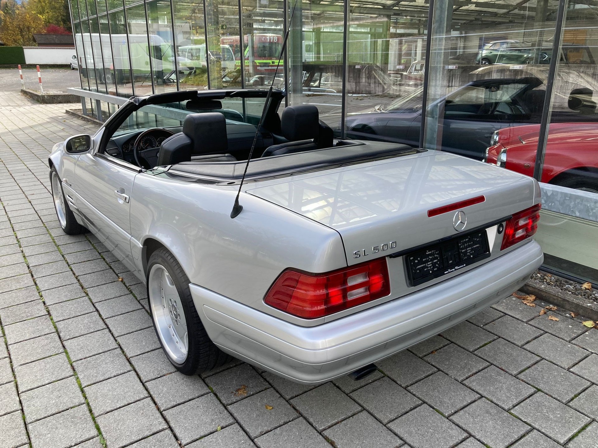 MERCEDES-BENZ SL 500 Automatic-image-3