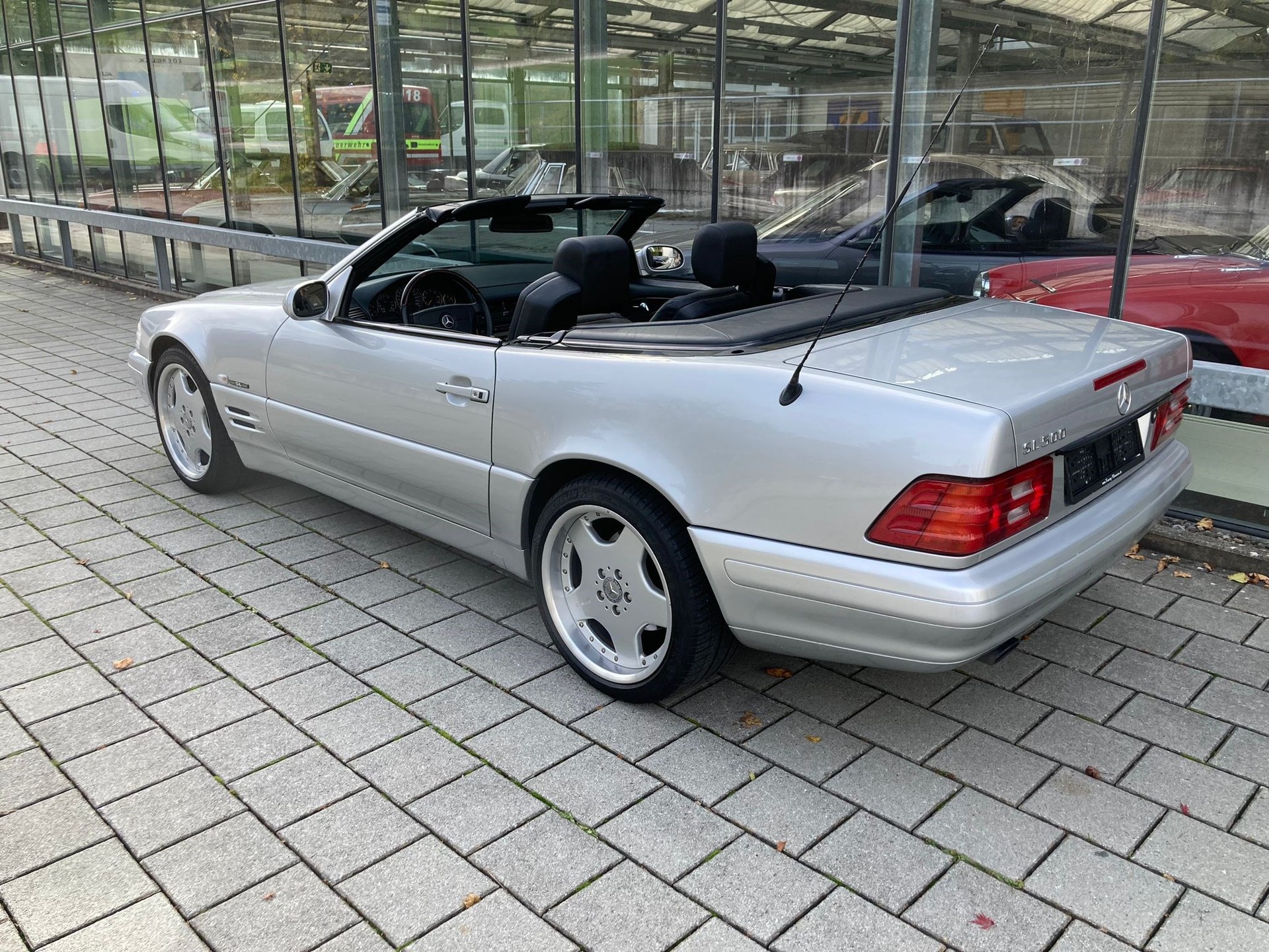 MERCEDES-BENZ SL 500 Automatic-image-5
