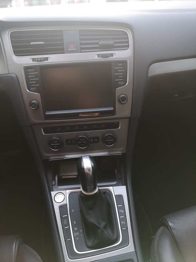 VW Golf 1.4 TGI BlueMotion Comfortline DSG-image-3