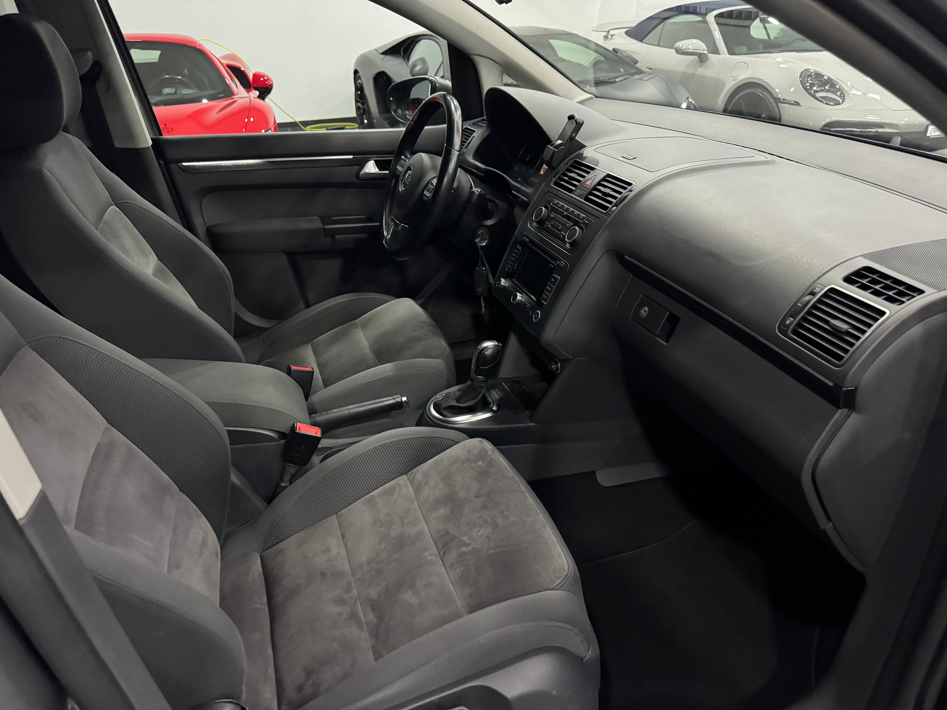 VW Touran 1.4 TSI Highline DSG-image-5