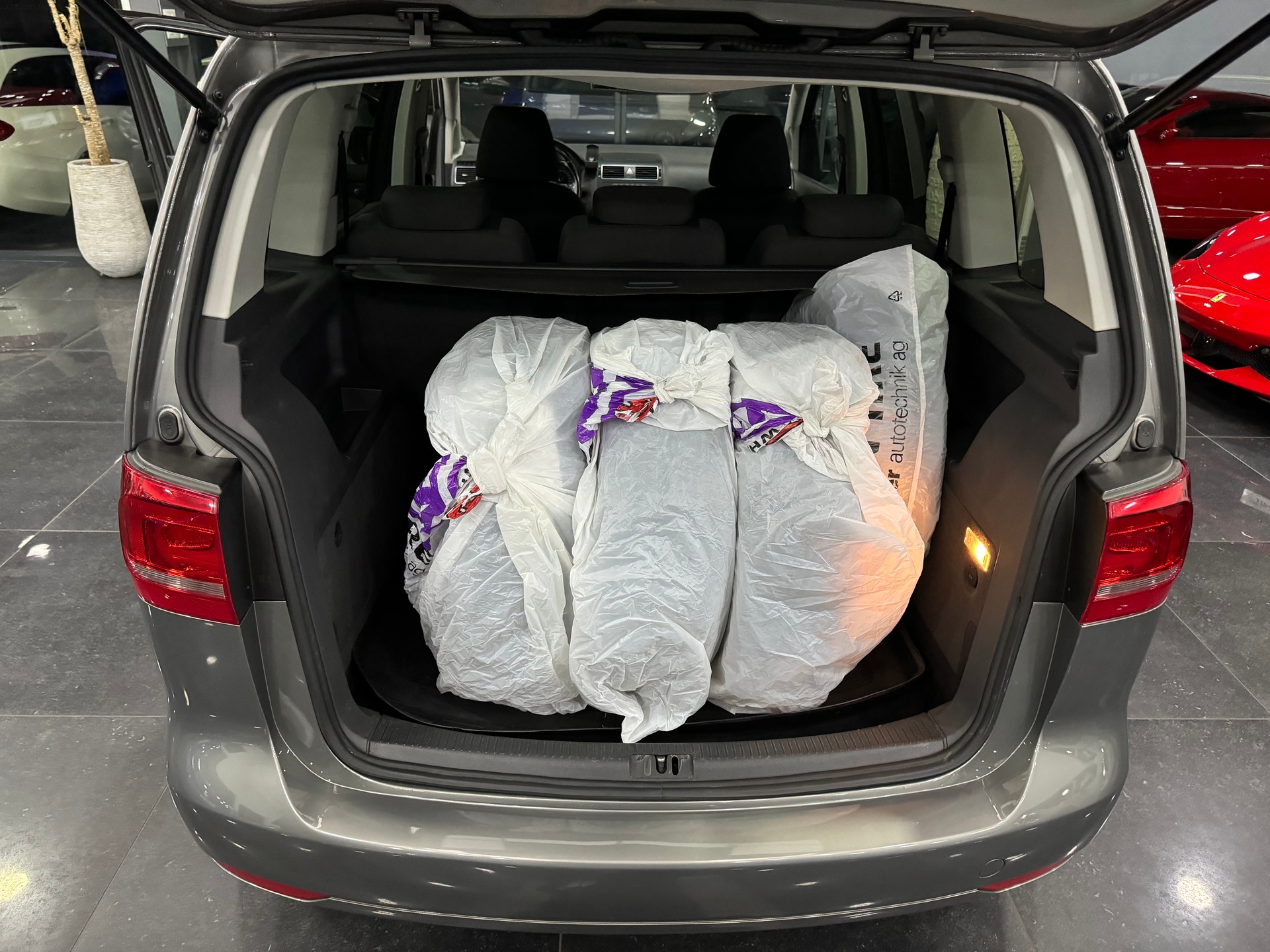 VW Touran 1.4 TSI Highline DSG-image-7
