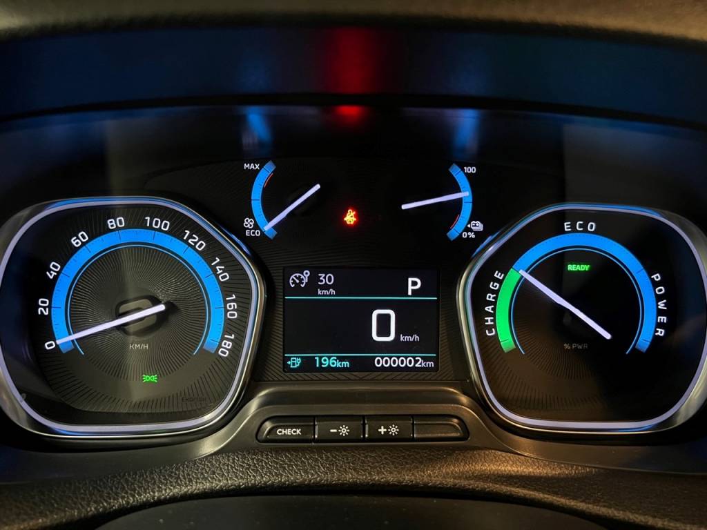PEUGEOT Expert 75 KWh Standard-image-12