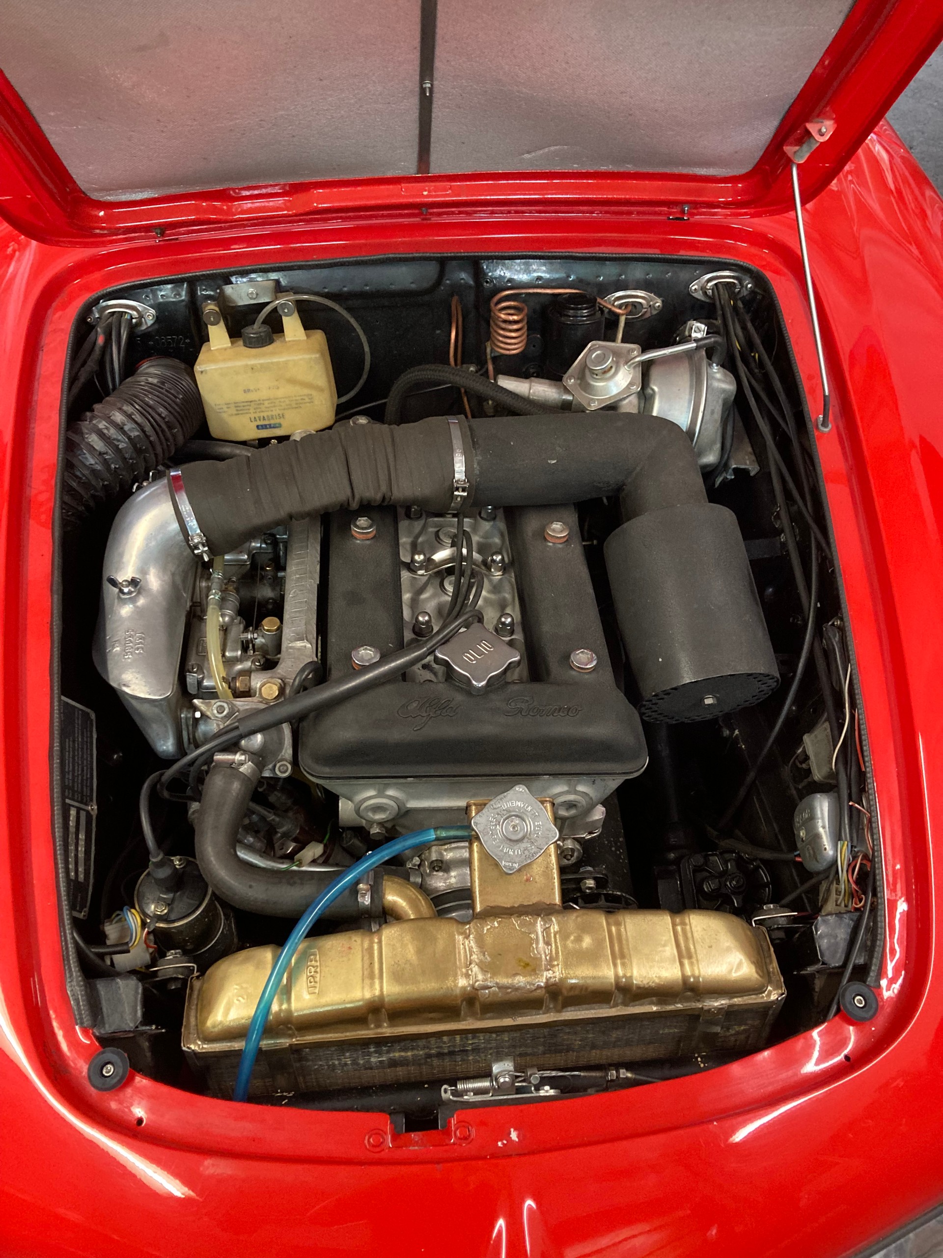 ALFA ROMEO Giulietta 750 D - komplett restauriert, alles neu-image-10