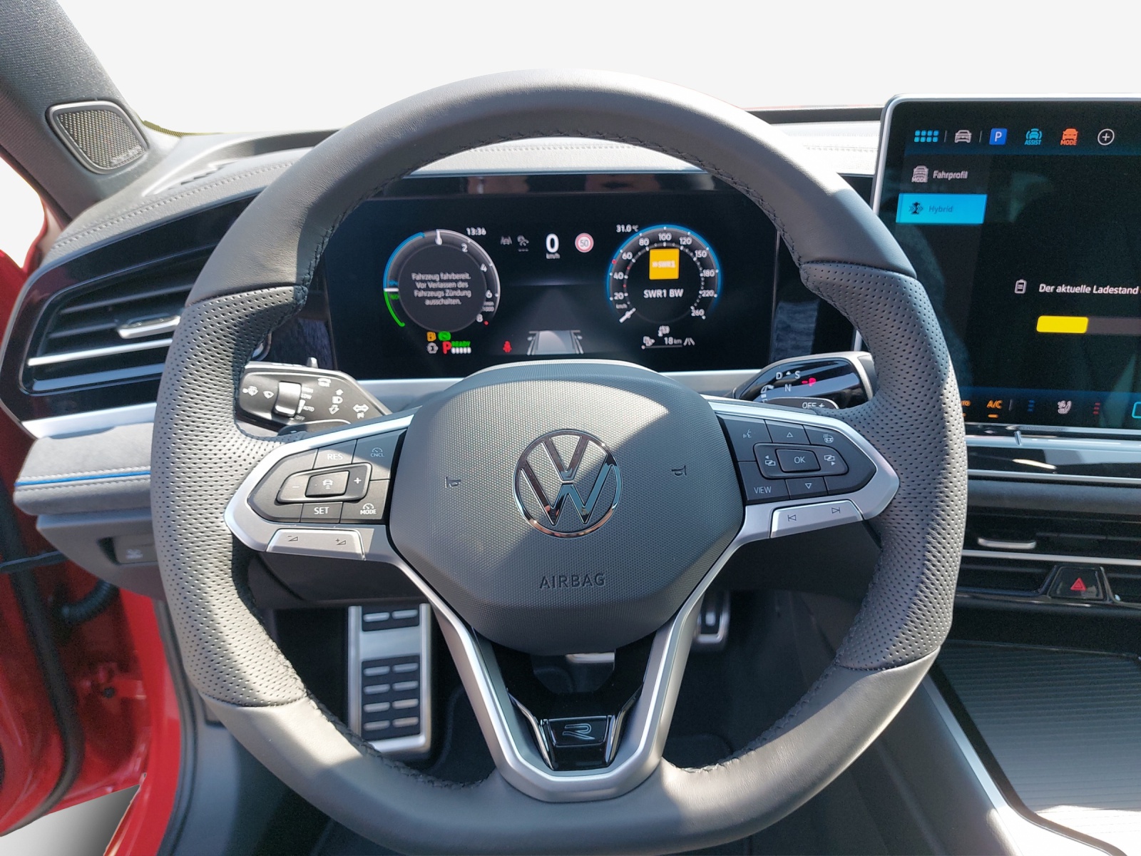VW Passat Variant 1.5 TSI evo2 Plug-In- Hybrid R-Line DSG-image-9