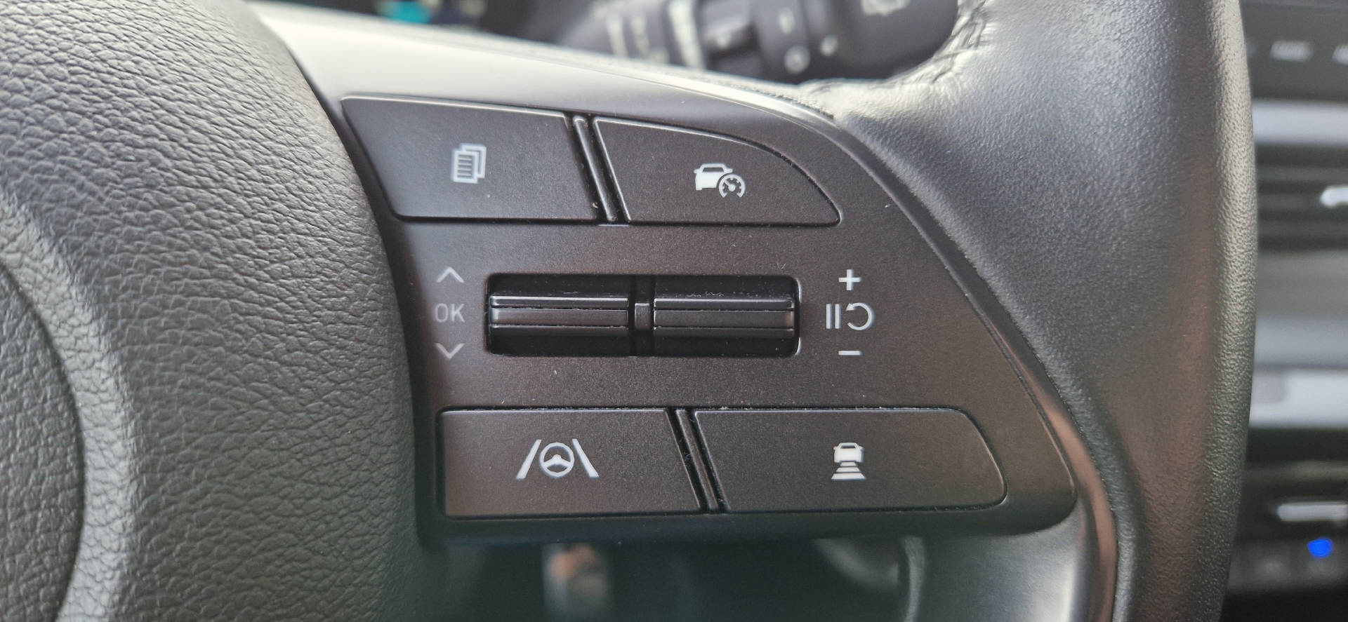 HYUNDAI Bayon 1.0 T-GDi 120 Vertex-image-10