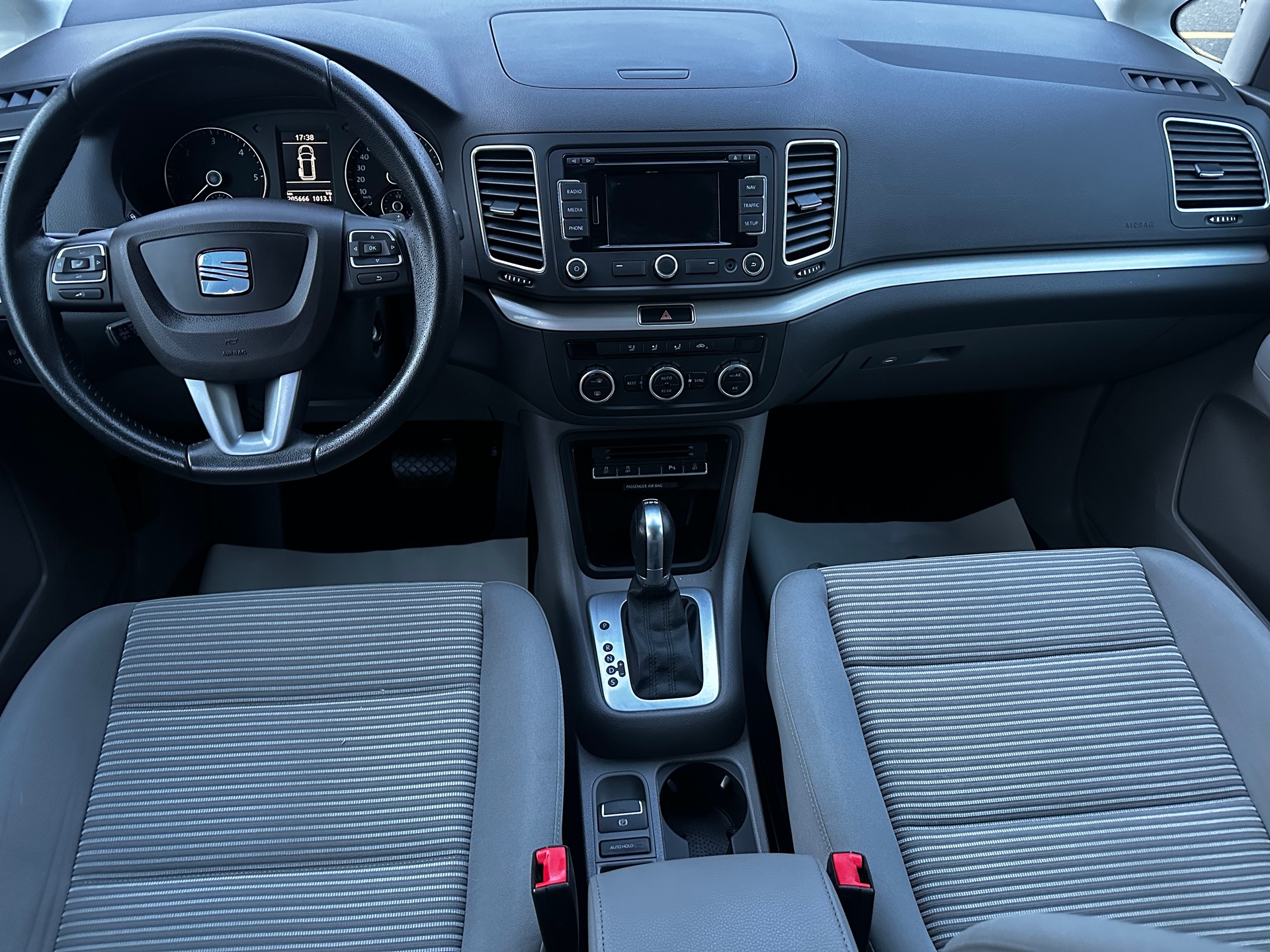 SEAT Alhambra 2.0 TDI Style DSG-image-9