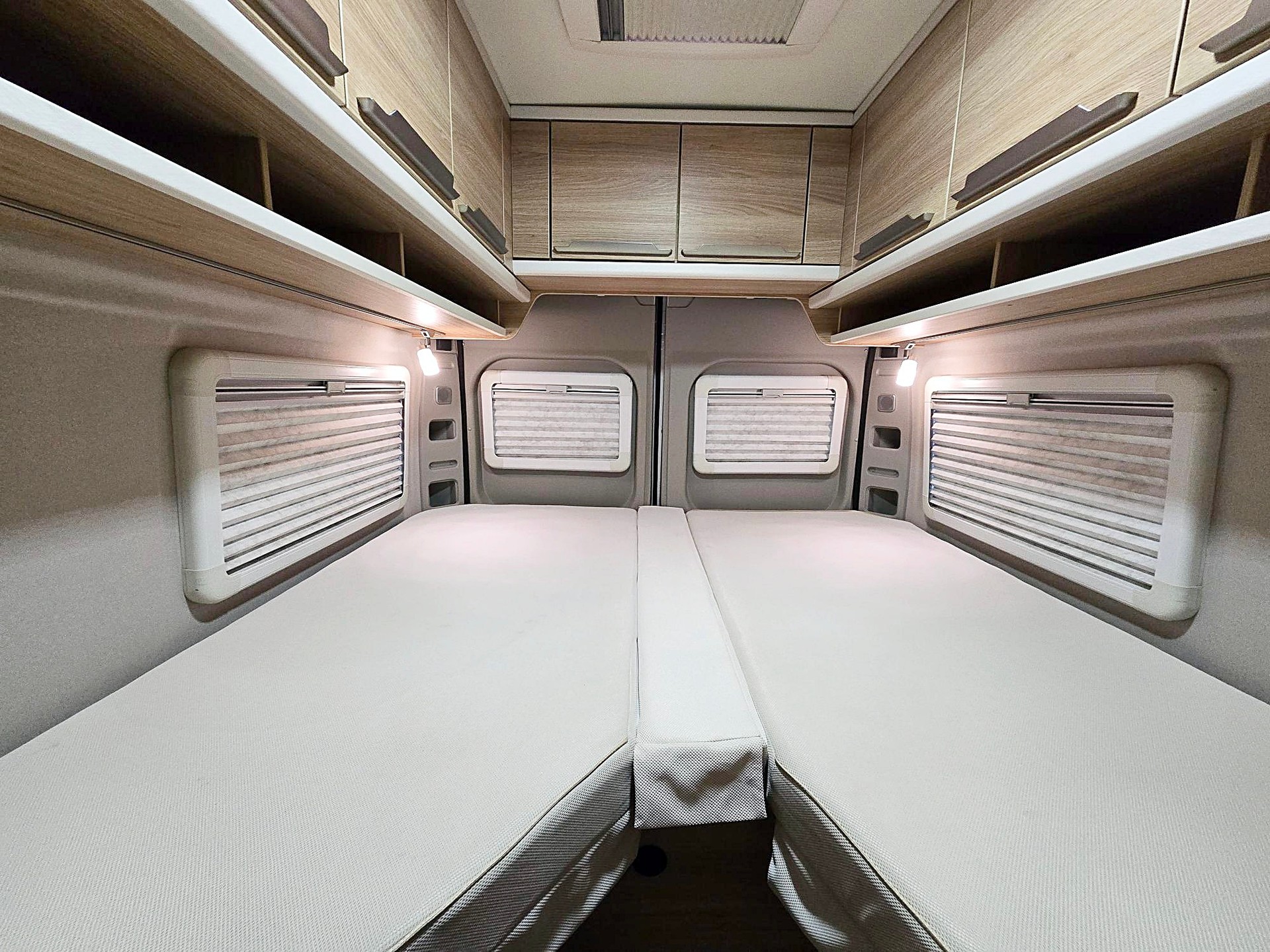 KNAUS BOX STAR FREEWAY 630 ME 2,3 DIESEL AUTOMAT HOCHDACH H3 FIAT DUCATO MJ 150-image-0