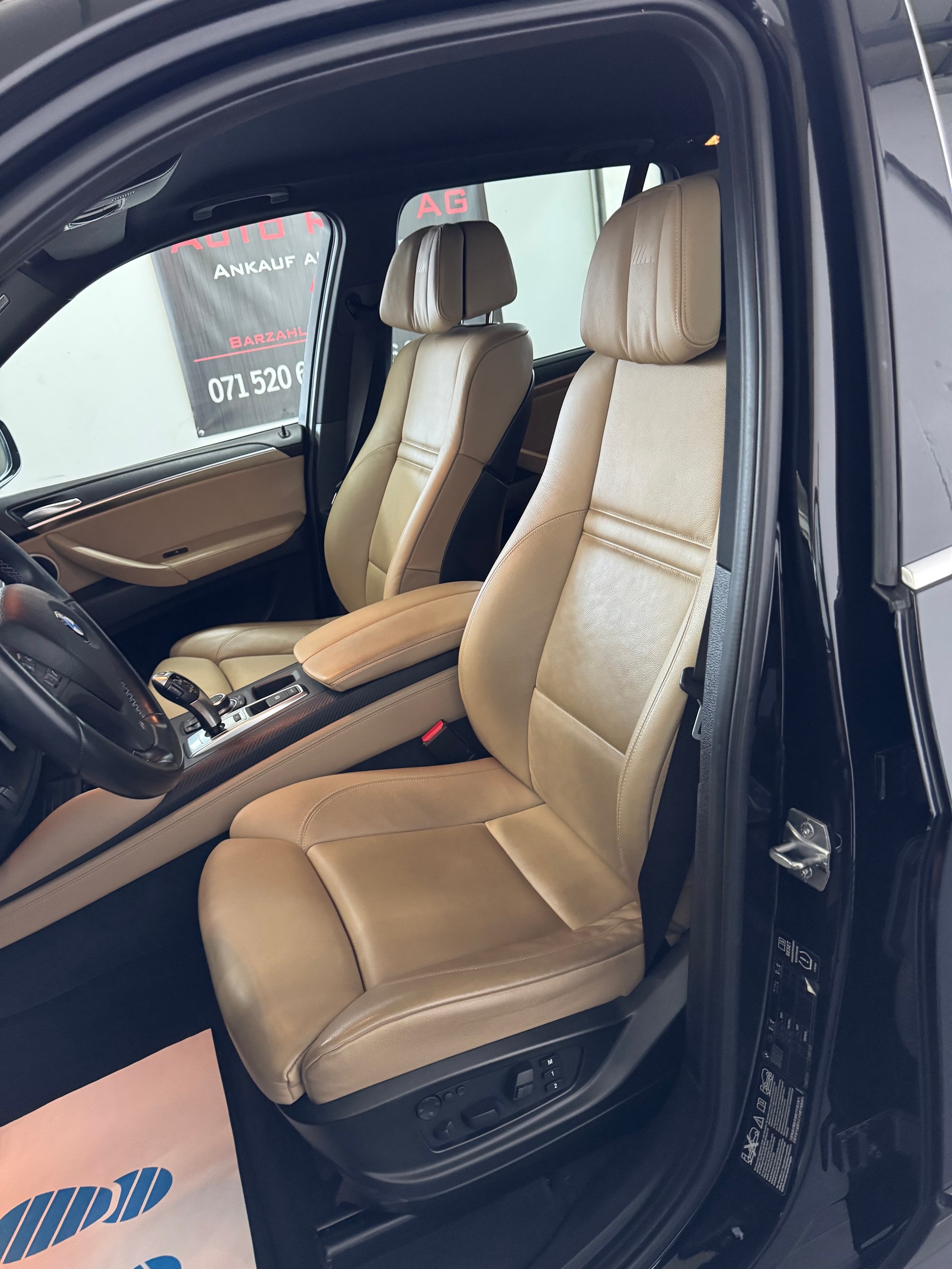 BMW X5 xDrive M Steptronic-image-15