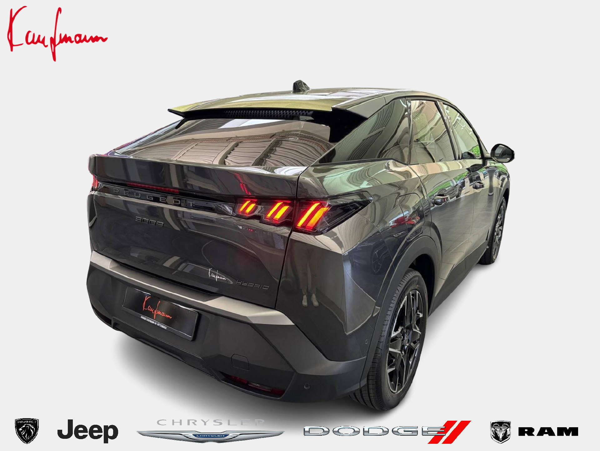 PEUGEOT 3008 1.2 Hybrid Allure Premium-image-3
