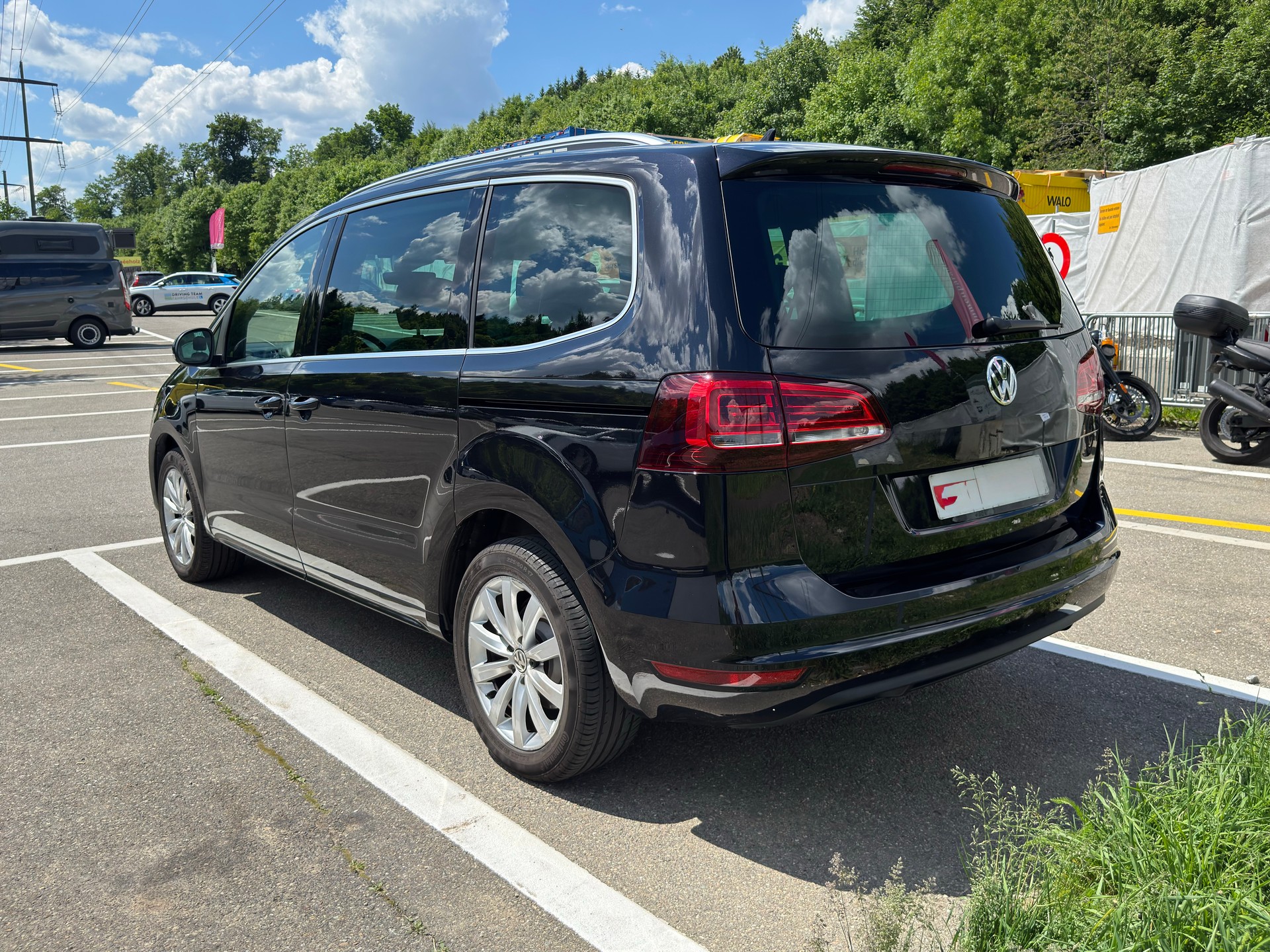 VW Sharan 2.0 TDI BMT United 4Motion DSG-image-1