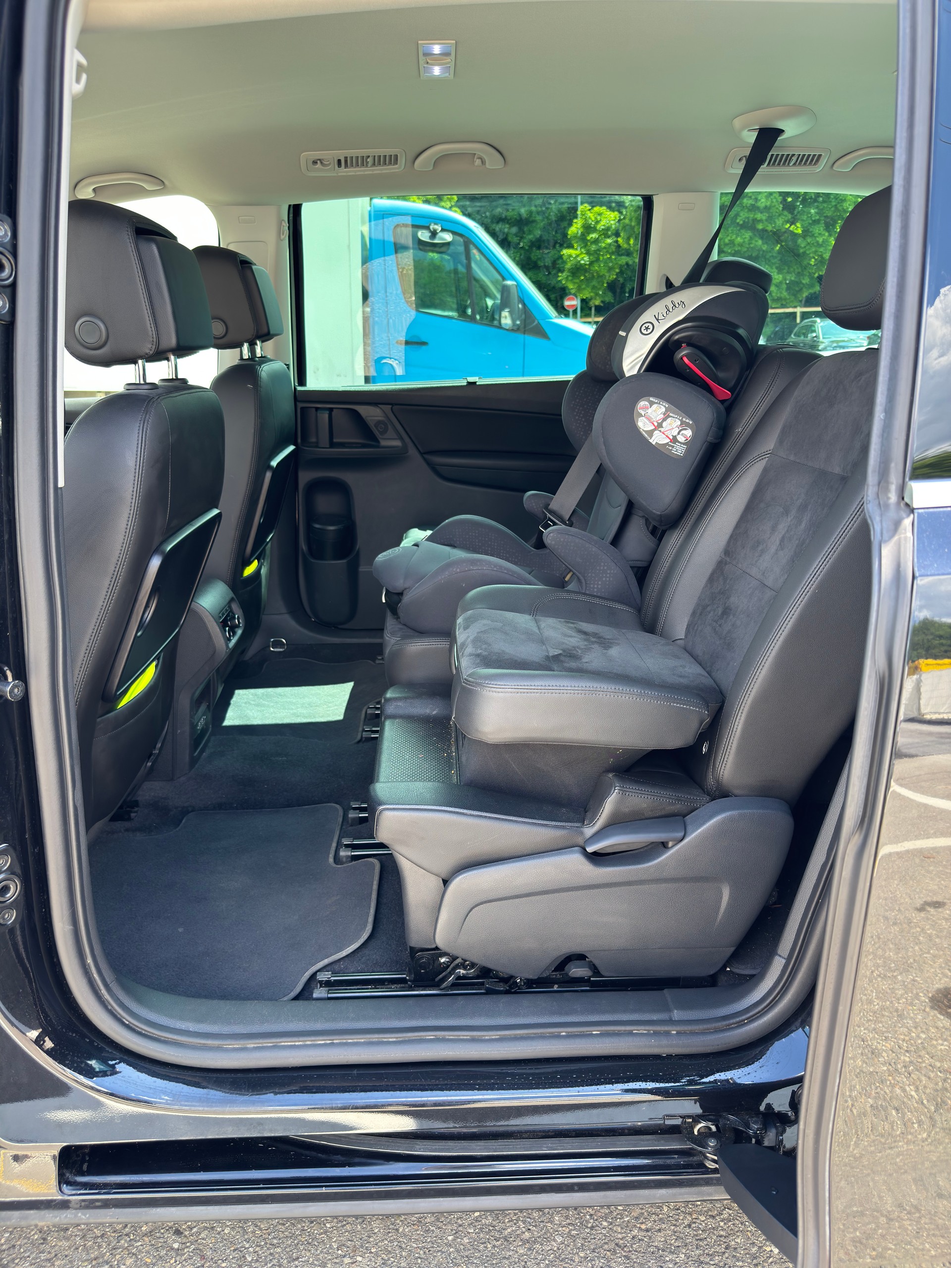 VW Sharan 2.0 TDI BMT United 4Motion DSG-image-4