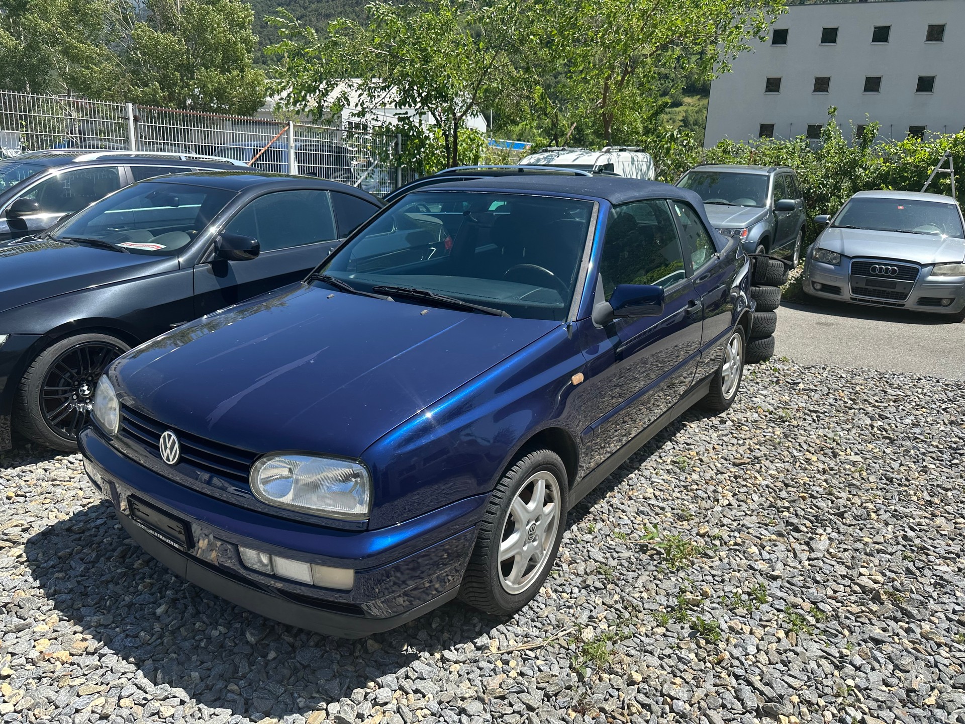 VW Golf Cabriolet 2000 Avantgarde-image-1