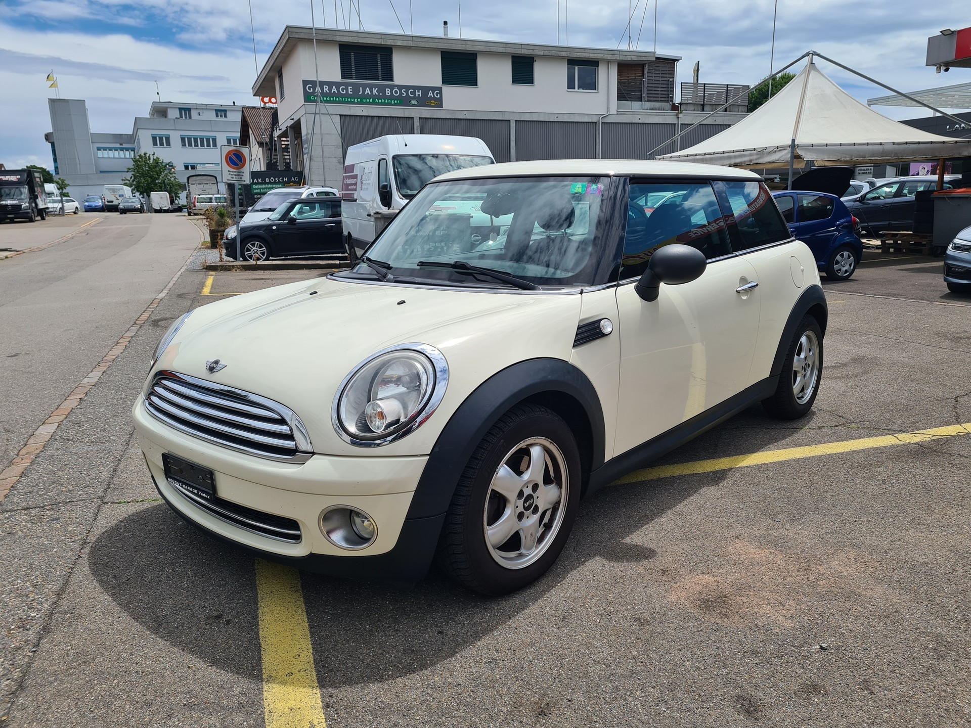 MINI One-image-2
