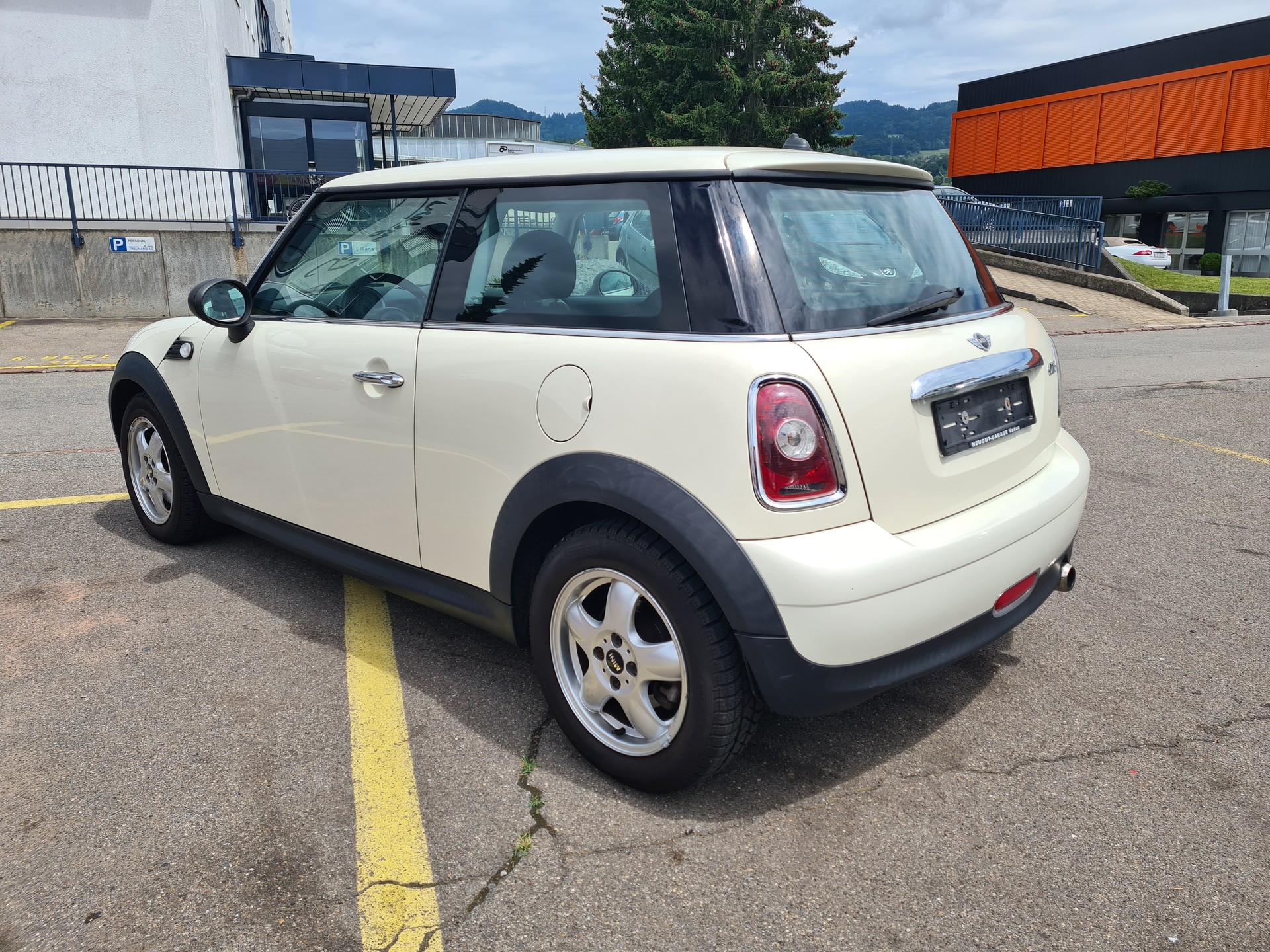 MINI One-image-4