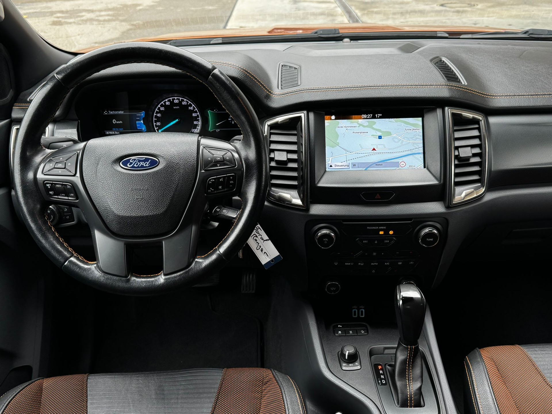 FORD Ranger Wildtrak 3.2 TDCi 4x4 A *Top Zustand**Top Ausstattung*-image-9