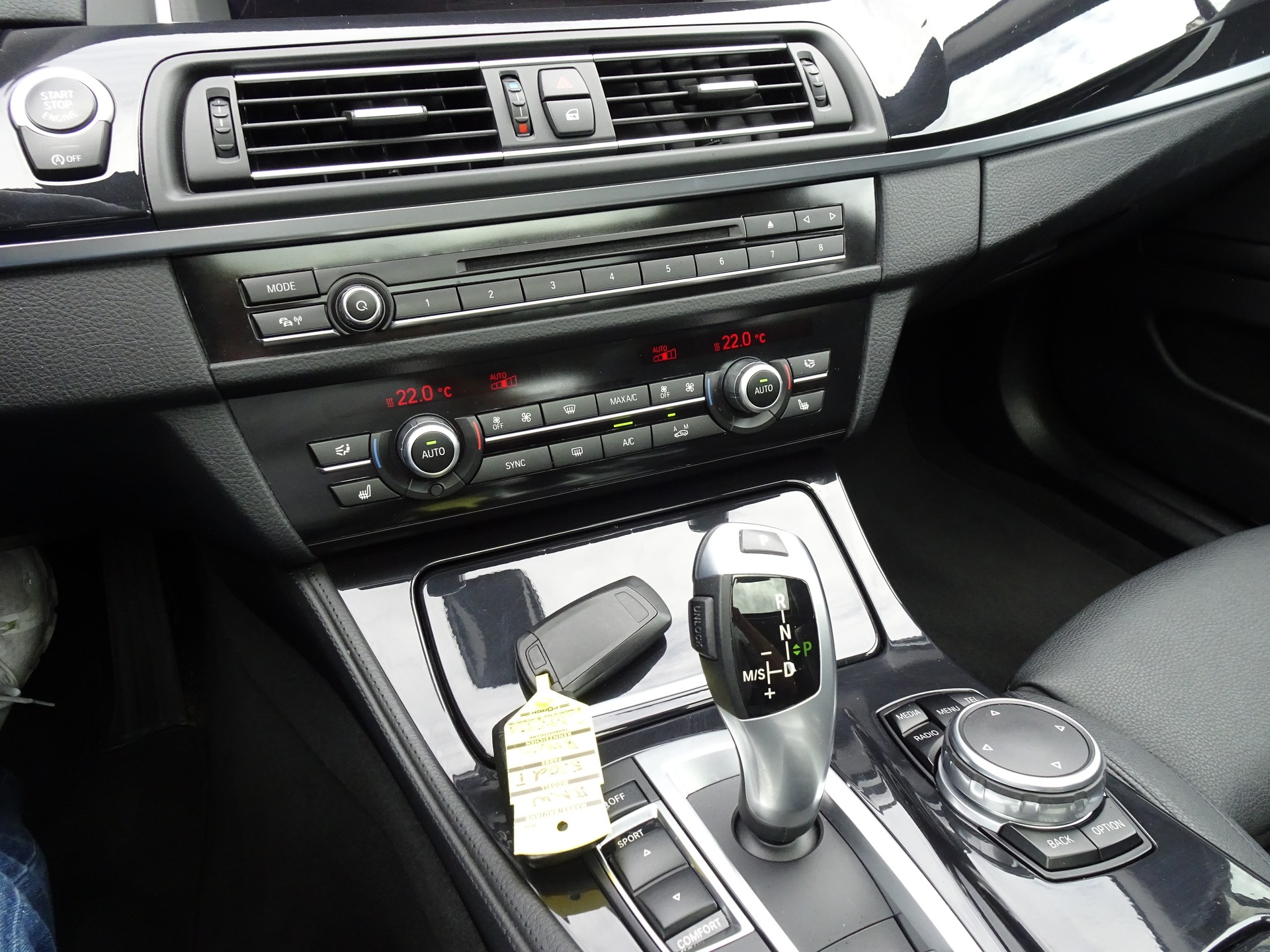 BMW 530d Touring xDrive Steptronic-image-11