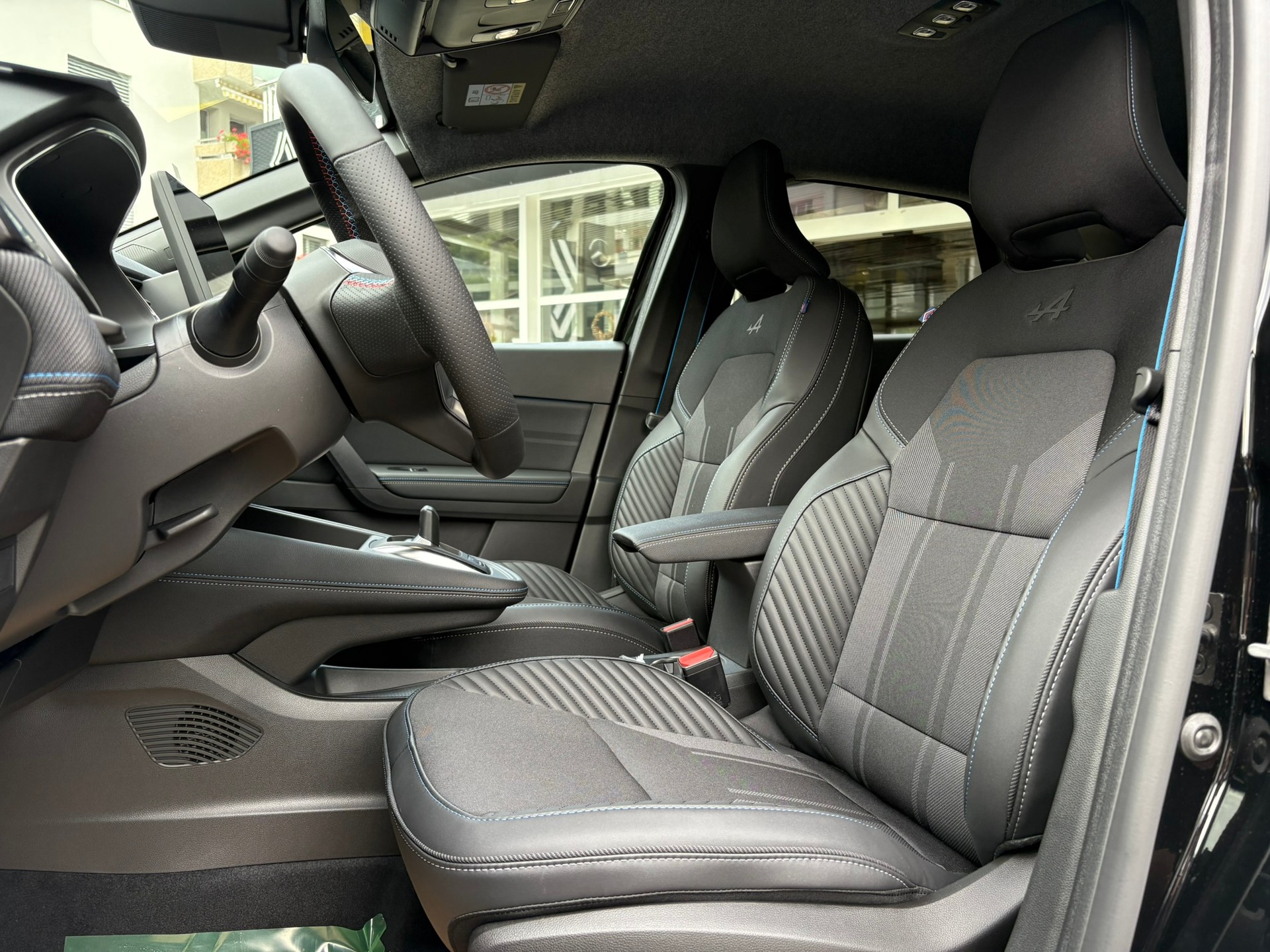 RENAULT Symbioz 1.8 E-Tech Esprit Alpine-image-6