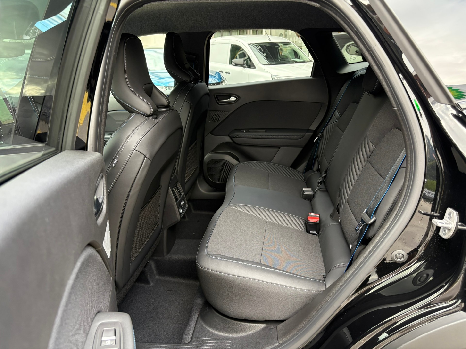 RENAULT Symbioz 1.8 E-Tech Esprit Alpine-image-9