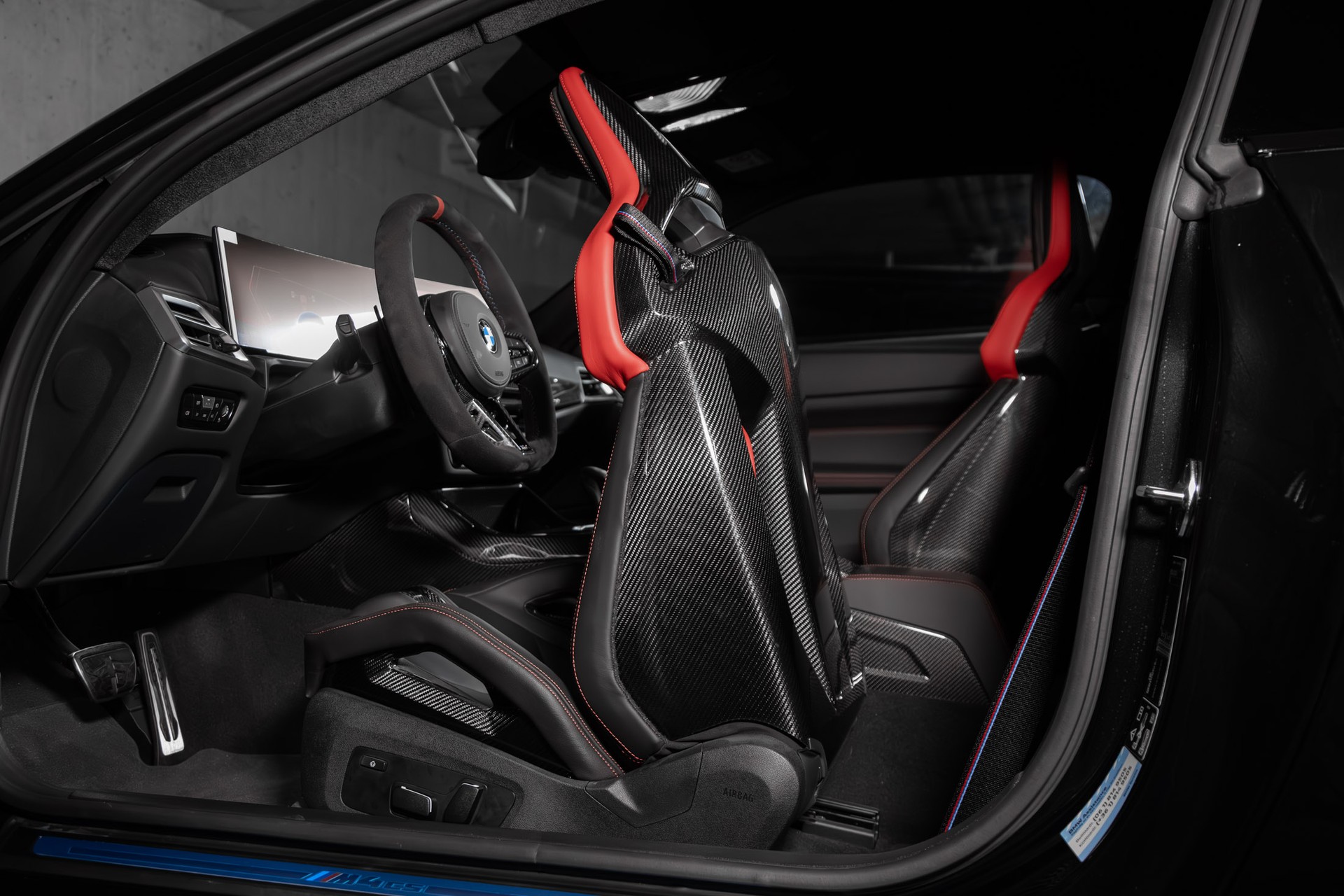BMW M4 CS Coupé-image-27