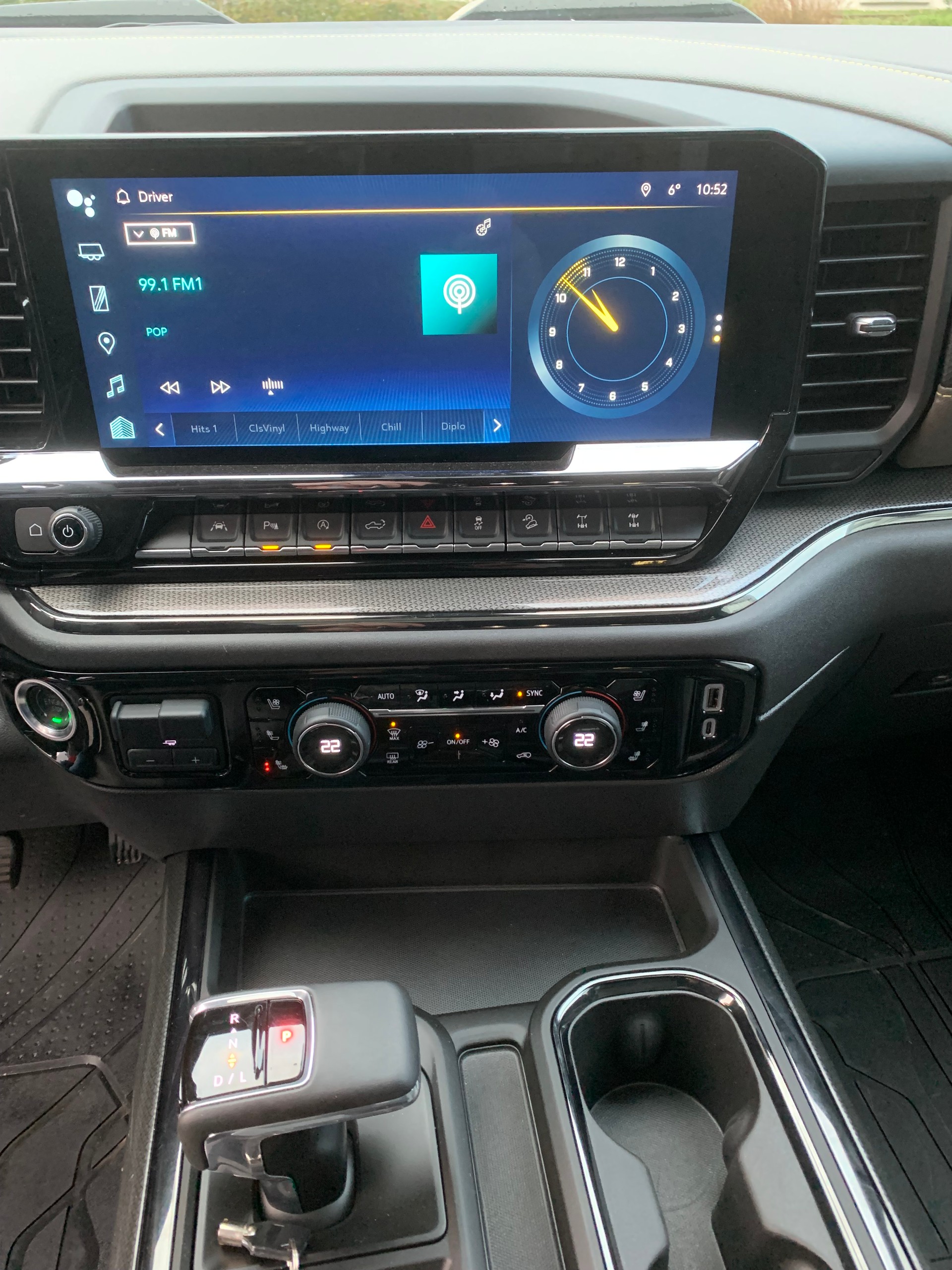 CHEVROLET Silverado Crew Cab 1500 ZR2 6.2l V8 4WD MY25-image-8