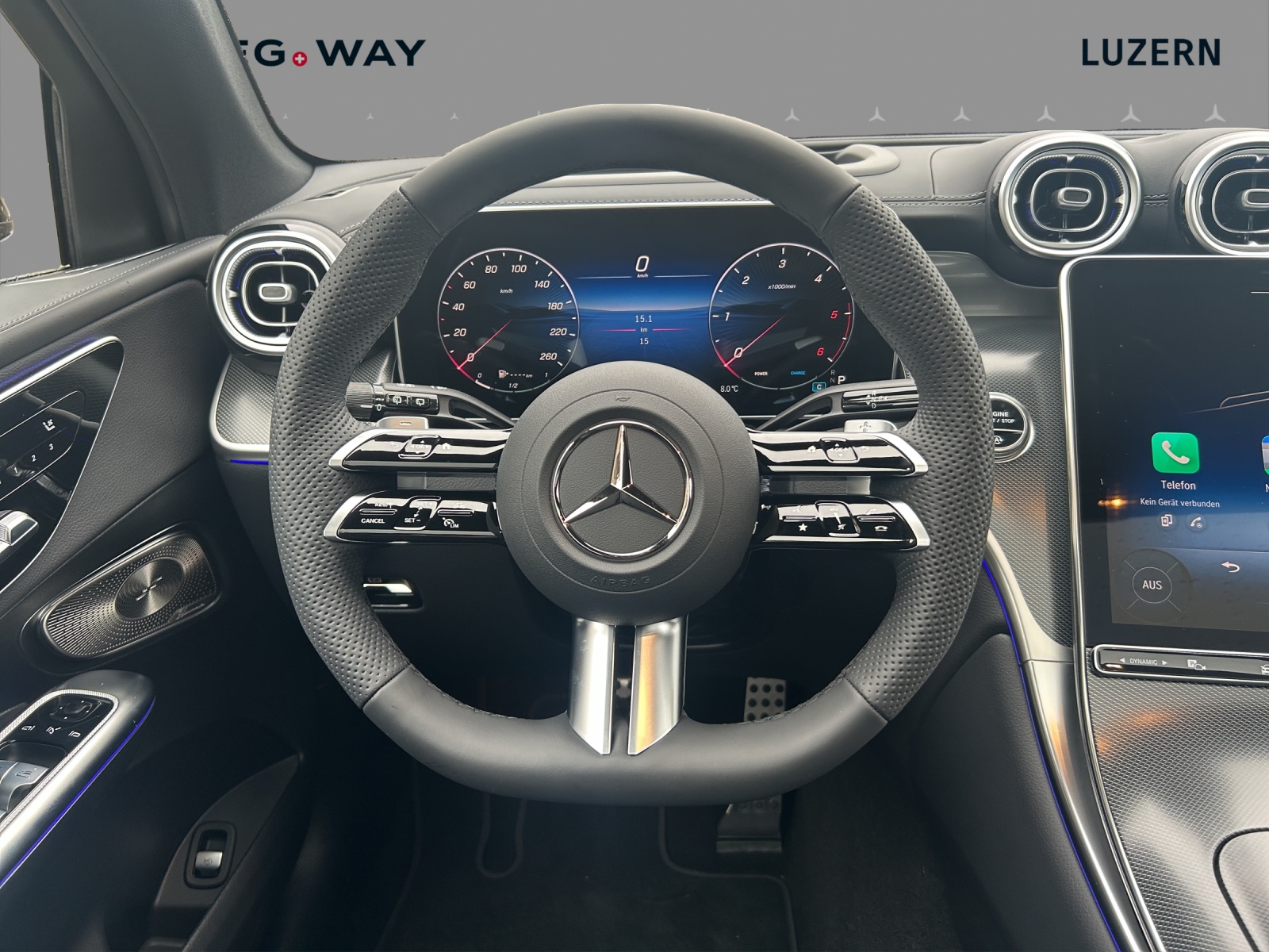 MERCEDES-BENZ GLC 300 d 4Matic 9G-Tronic-image-12
