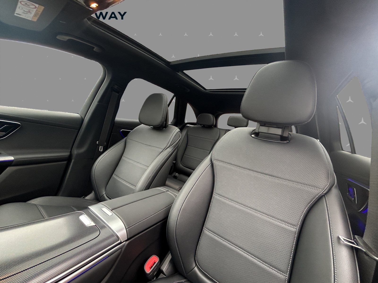 MERCEDES-BENZ GLC 300 d 4Matic 9G-Tronic-image-9
