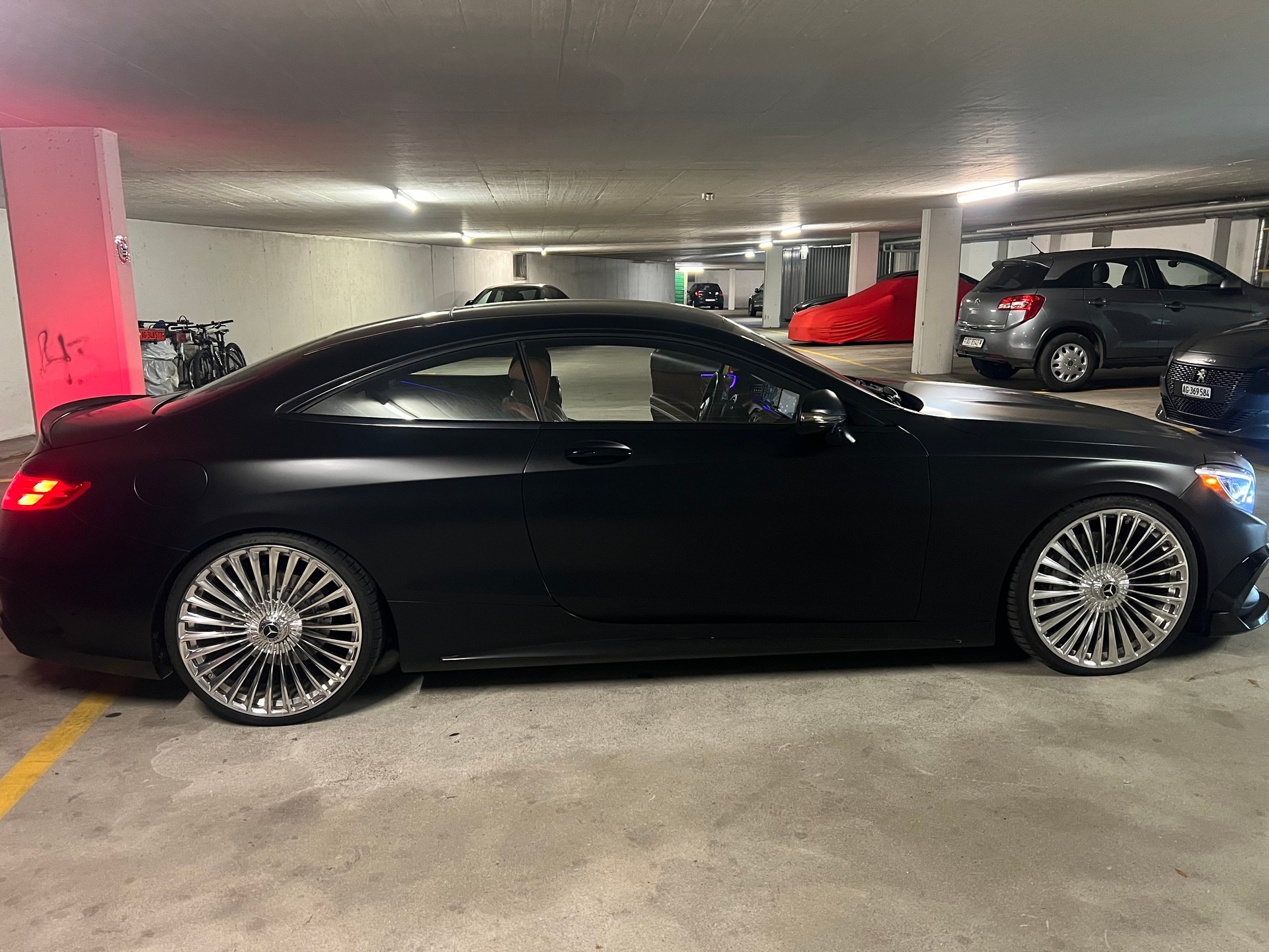 MERCEDES-BENZ S 500 Coupé 4Matic 9G-Tronic-image-2