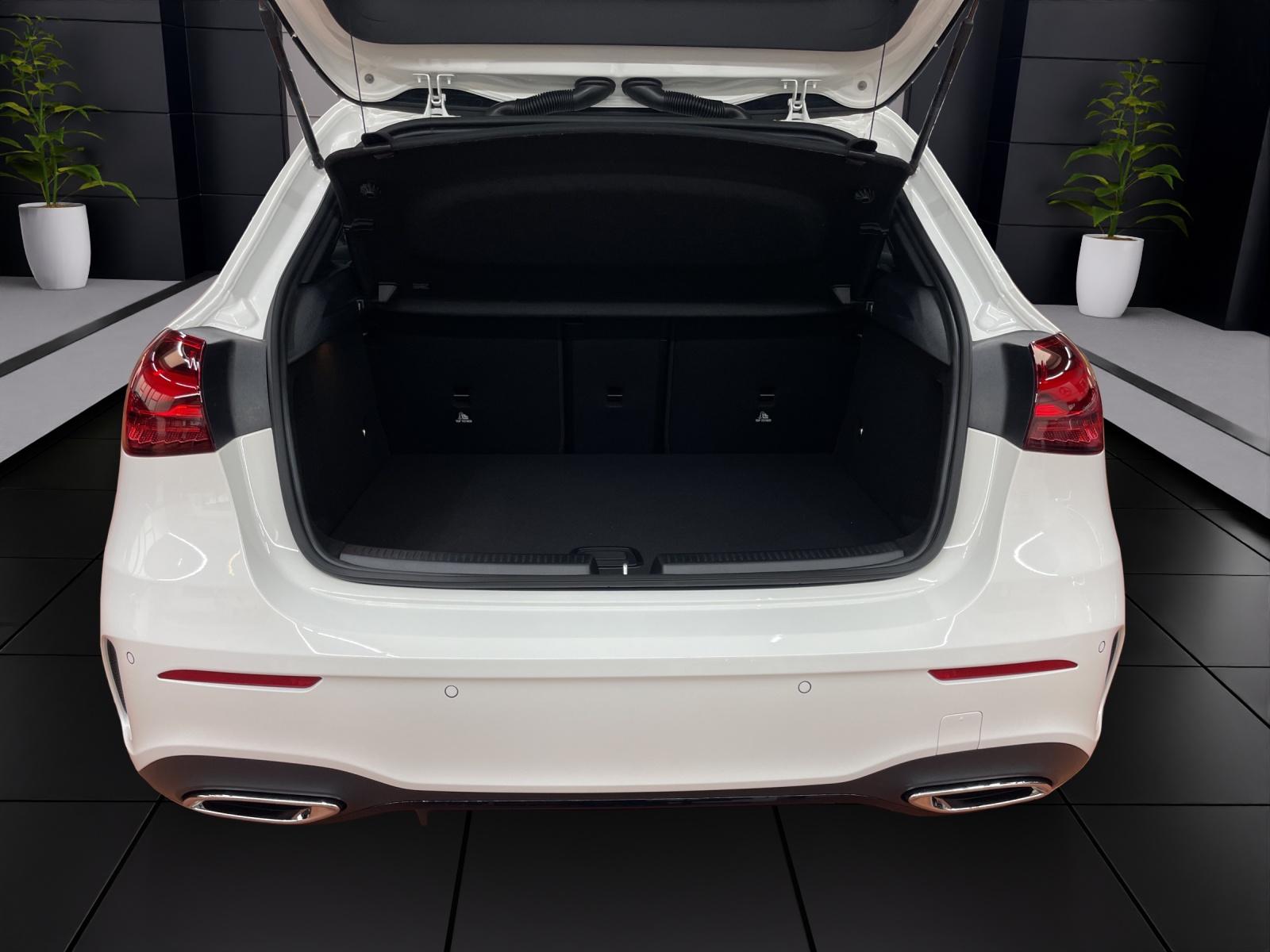MERCEDES-BENZ A 250 e EQ Star AMG Line-image-8