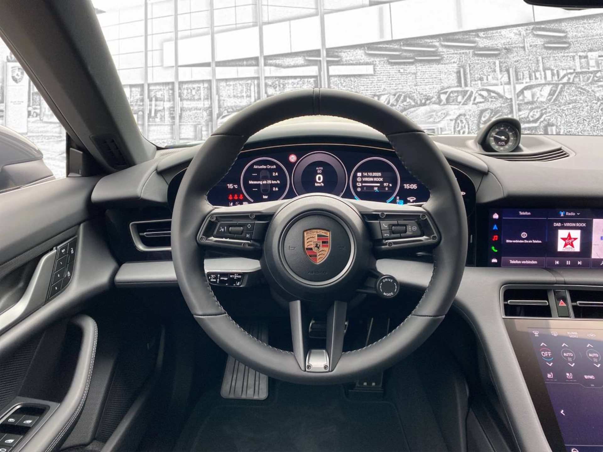 PORSCHE Taycan 4 Cross Turismo-image-11
