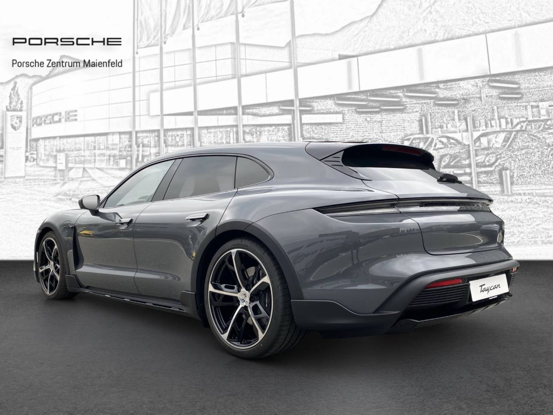 PORSCHE Taycan 4 Cross Turismo-image-5
