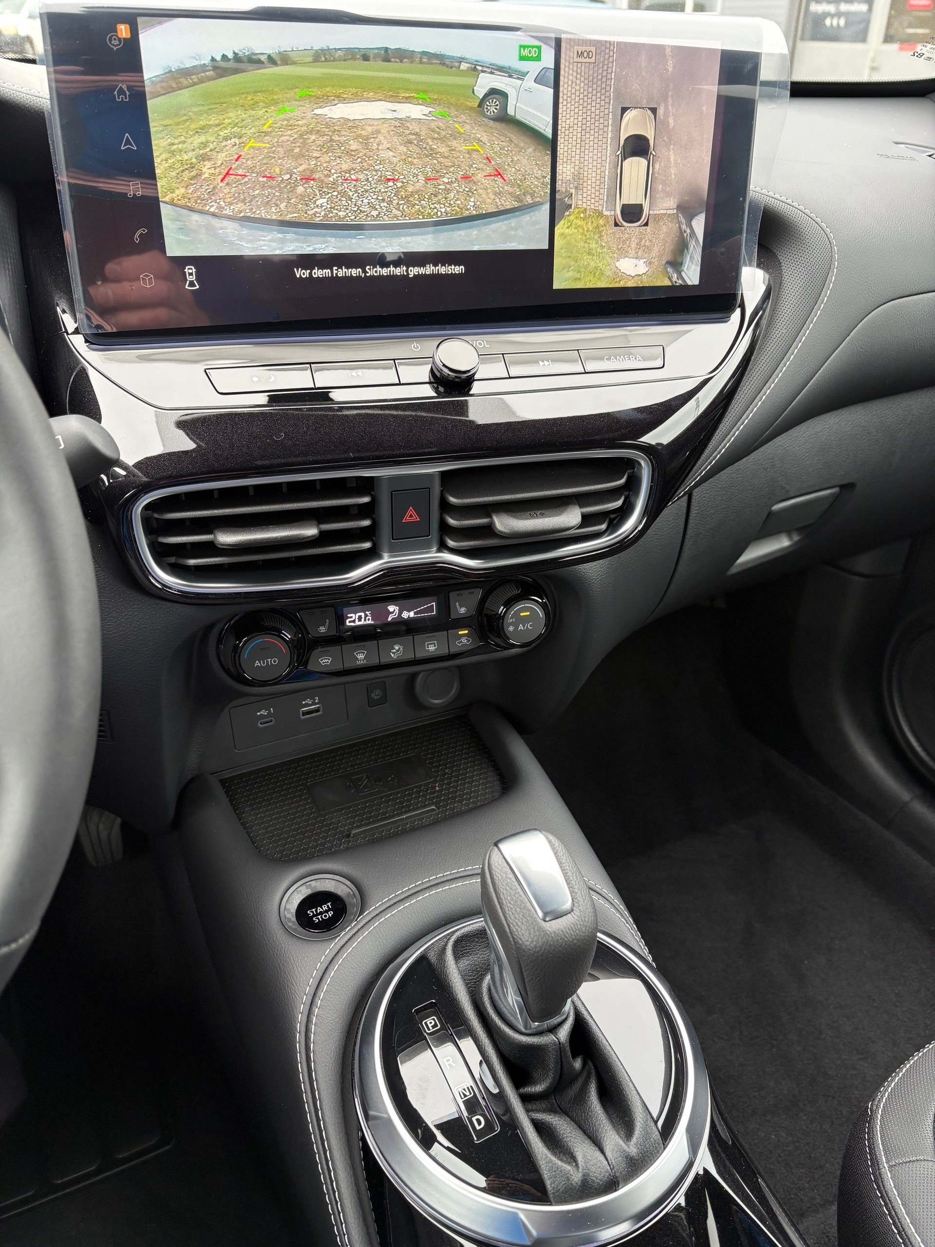 NISSAN Juke 1.6 FHEV Tekna-image-5
