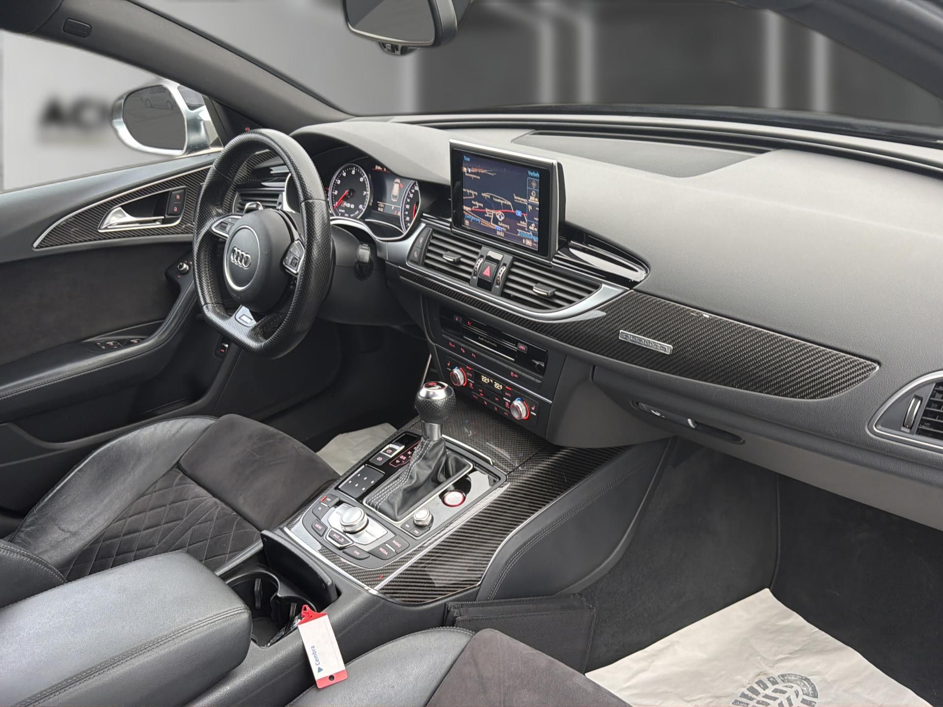 AUDI RS6 Avant 4.0 TFSI V8 quattro Tiptronic-image-14