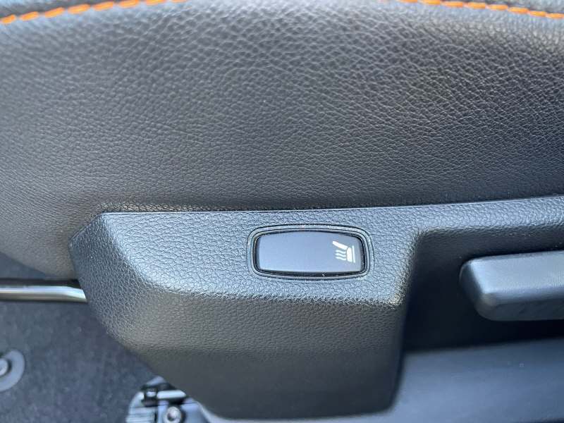 DACIA Duster 1.3 TCe 150 Extreme 4WD-image-12