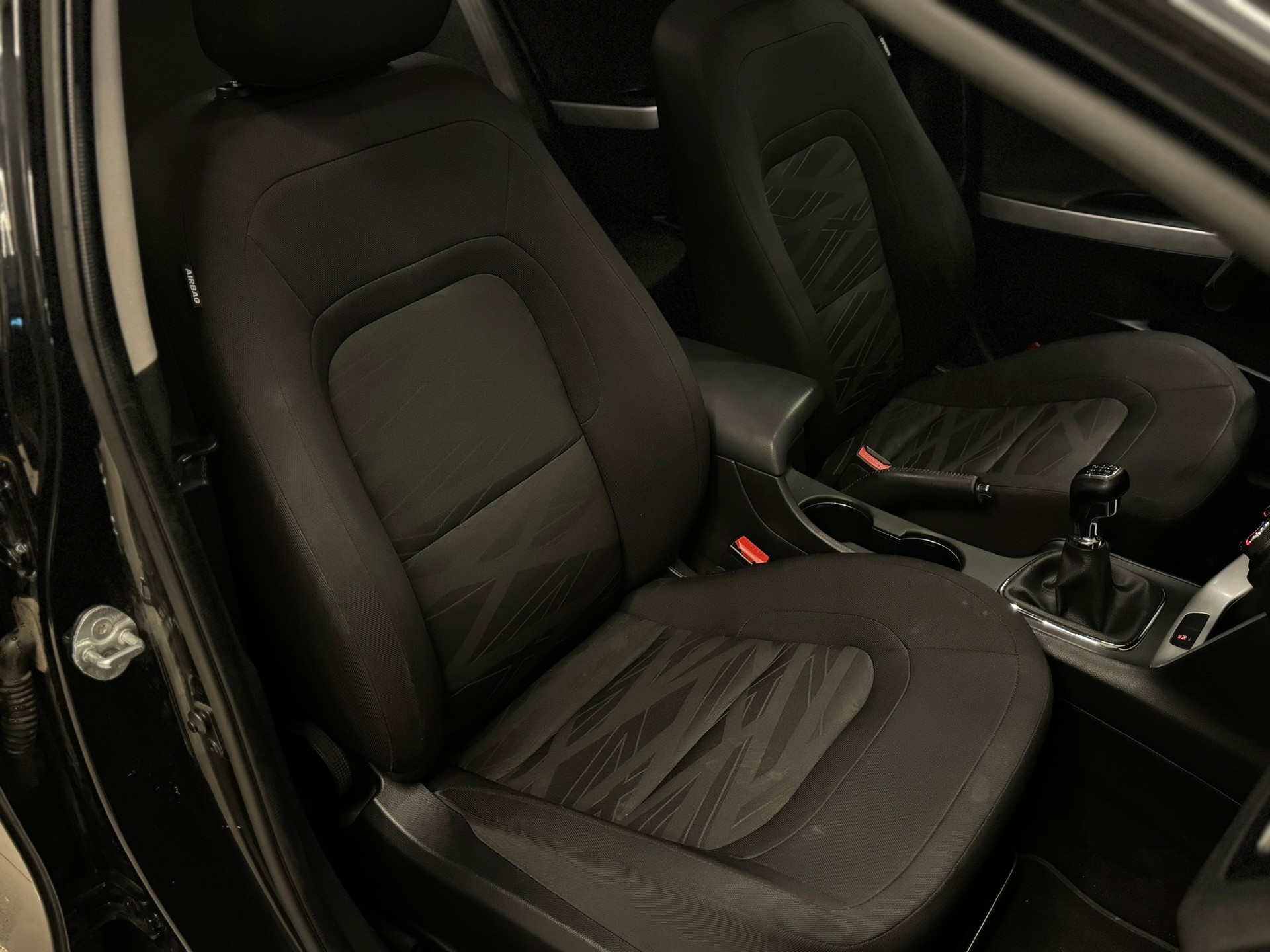 KIA Cee'd Sportswagon 1.6 GDi Trend DCT-image-12