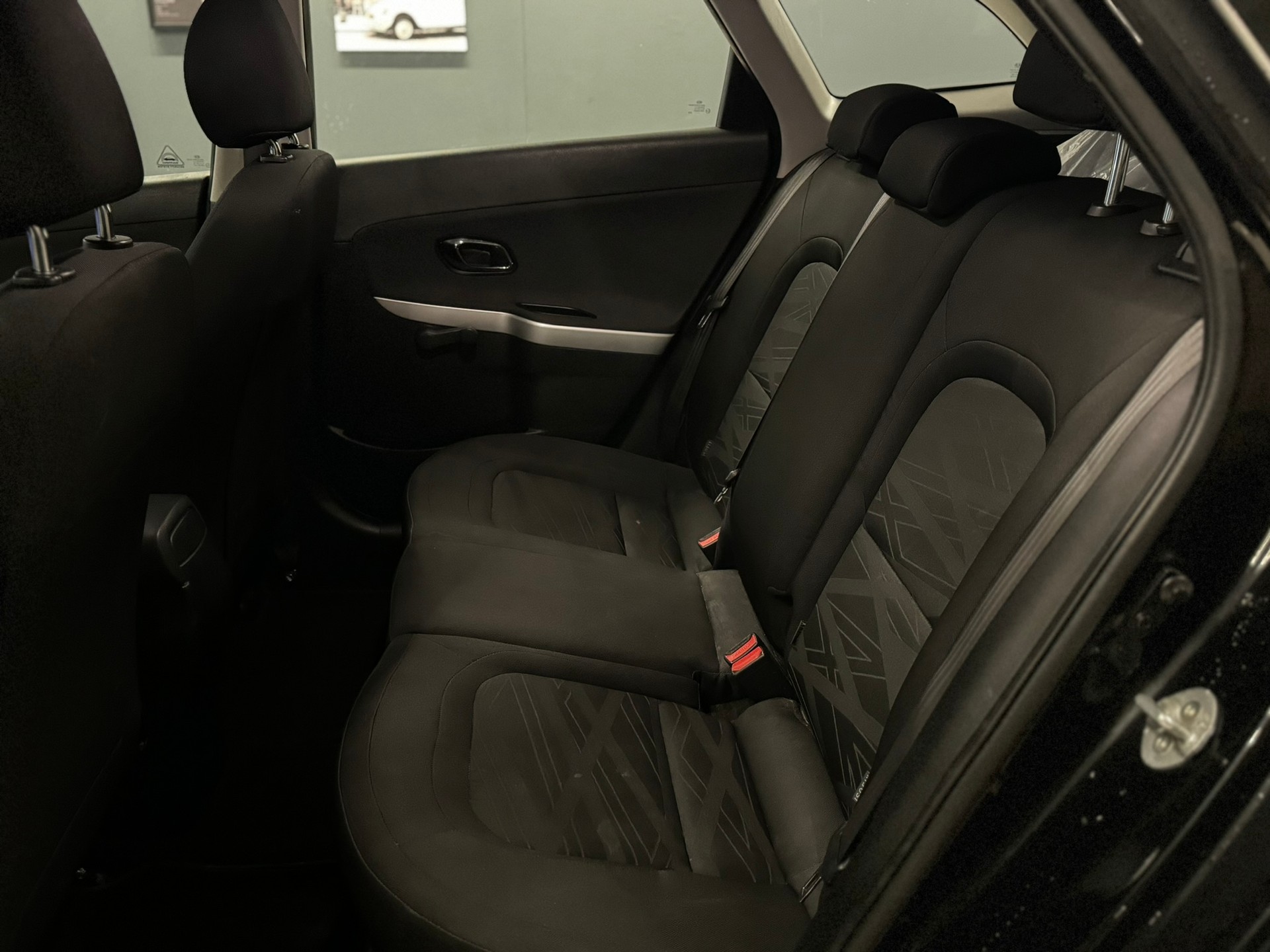 KIA Cee'd Sportswagon 1.6 GDi Trend DCT-image-15