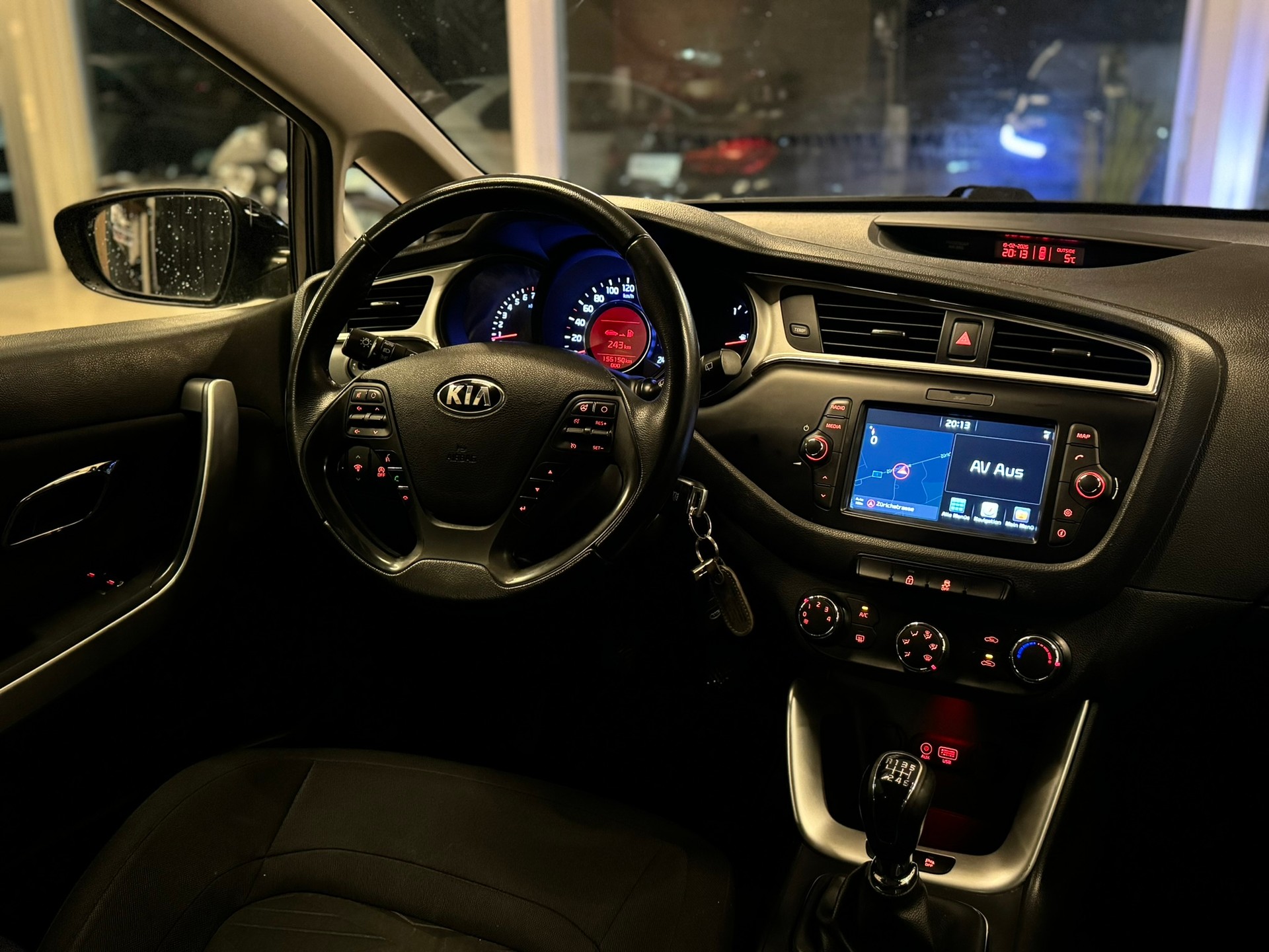 KIA Cee'd Sportswagon 1.6 GDi Trend DCT-image-10