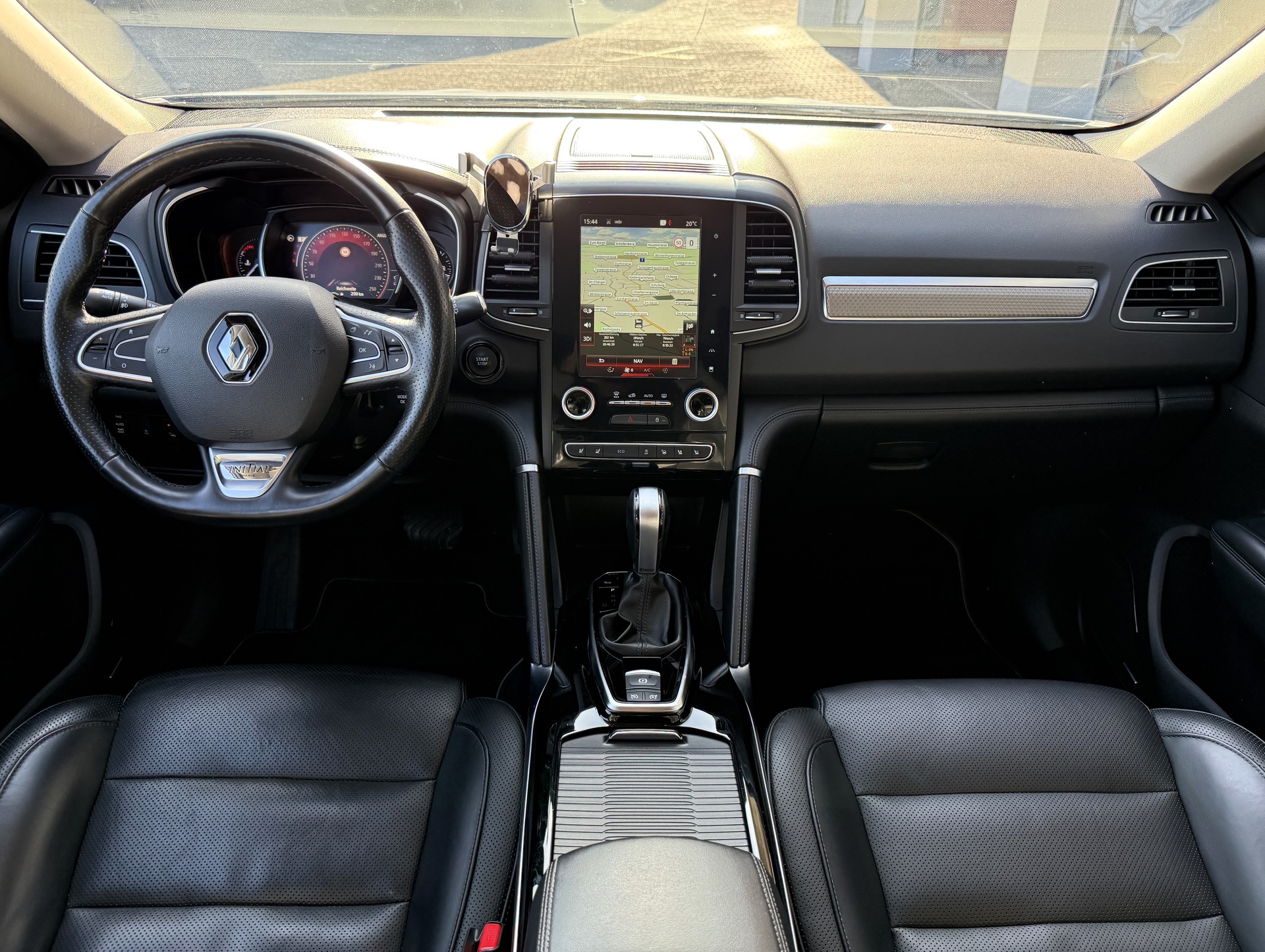 RENAULT Koleos 2.0 dCi Initiale Paris 4x4 Xtronic CVT-image-10