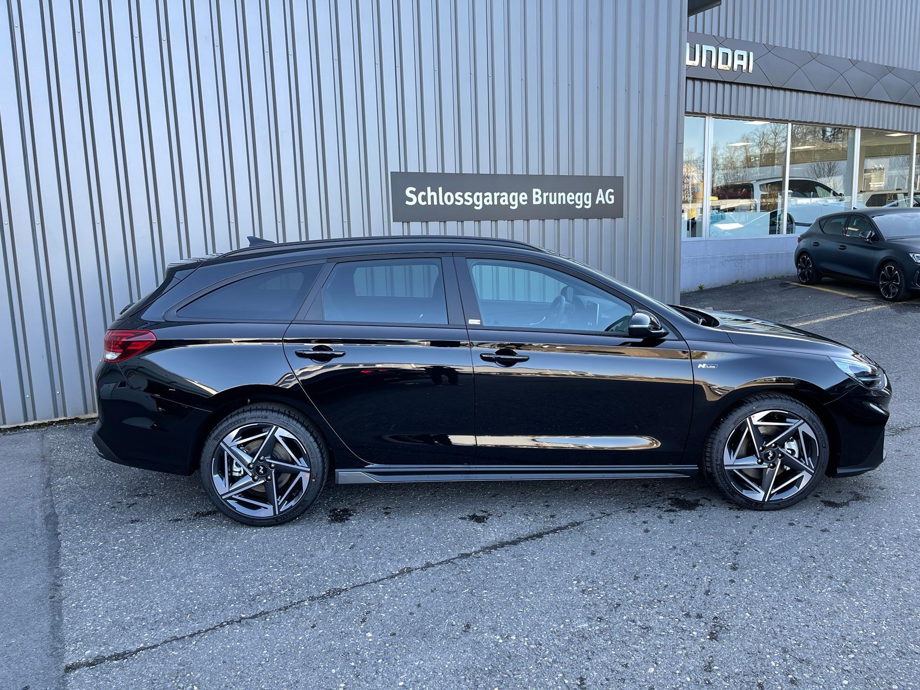 HYUNDAI i30 Wagon 1.5 T-GDi N-Line-image-1