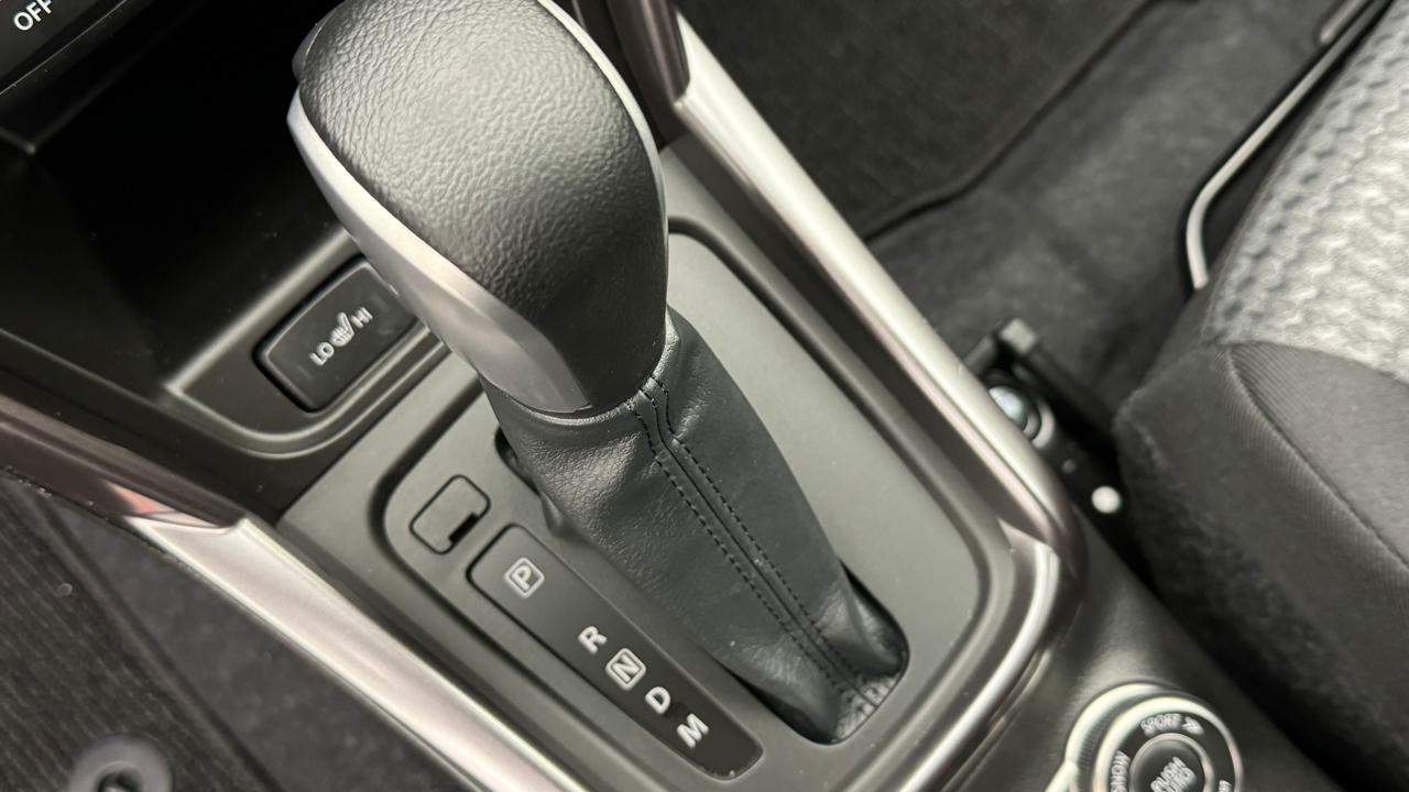 SUZUKI S-Cross 1.4 16V Compact+ MHD 4WD Automatic-image-10