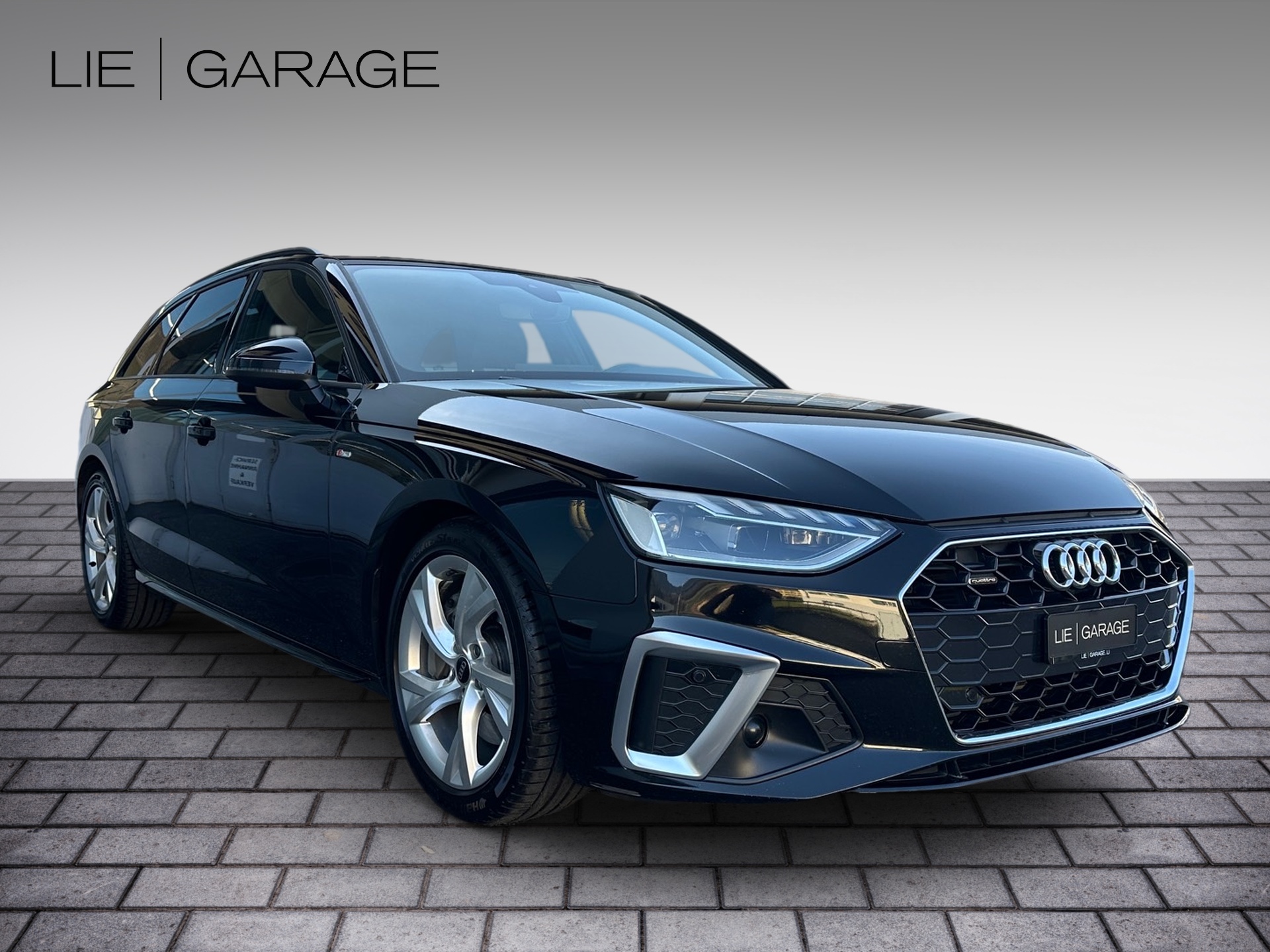 AUDI A4 Avant 45 TFSI S line S-tronic quattro-image-1